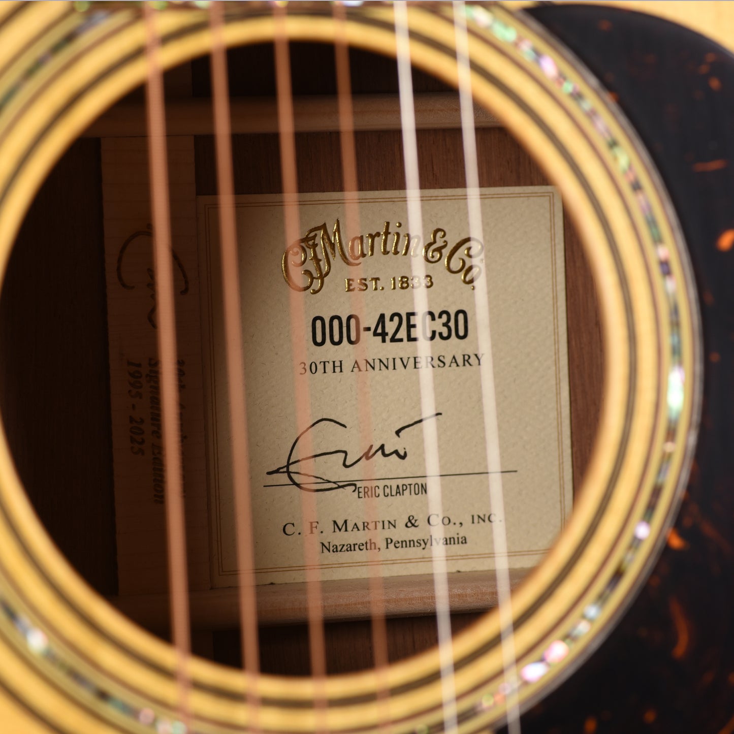 Martin Limited Edition 000-42EC 30th Anniversary Eric Clapton Adirondack Spruce/Guatelmalan Rosewood Natural