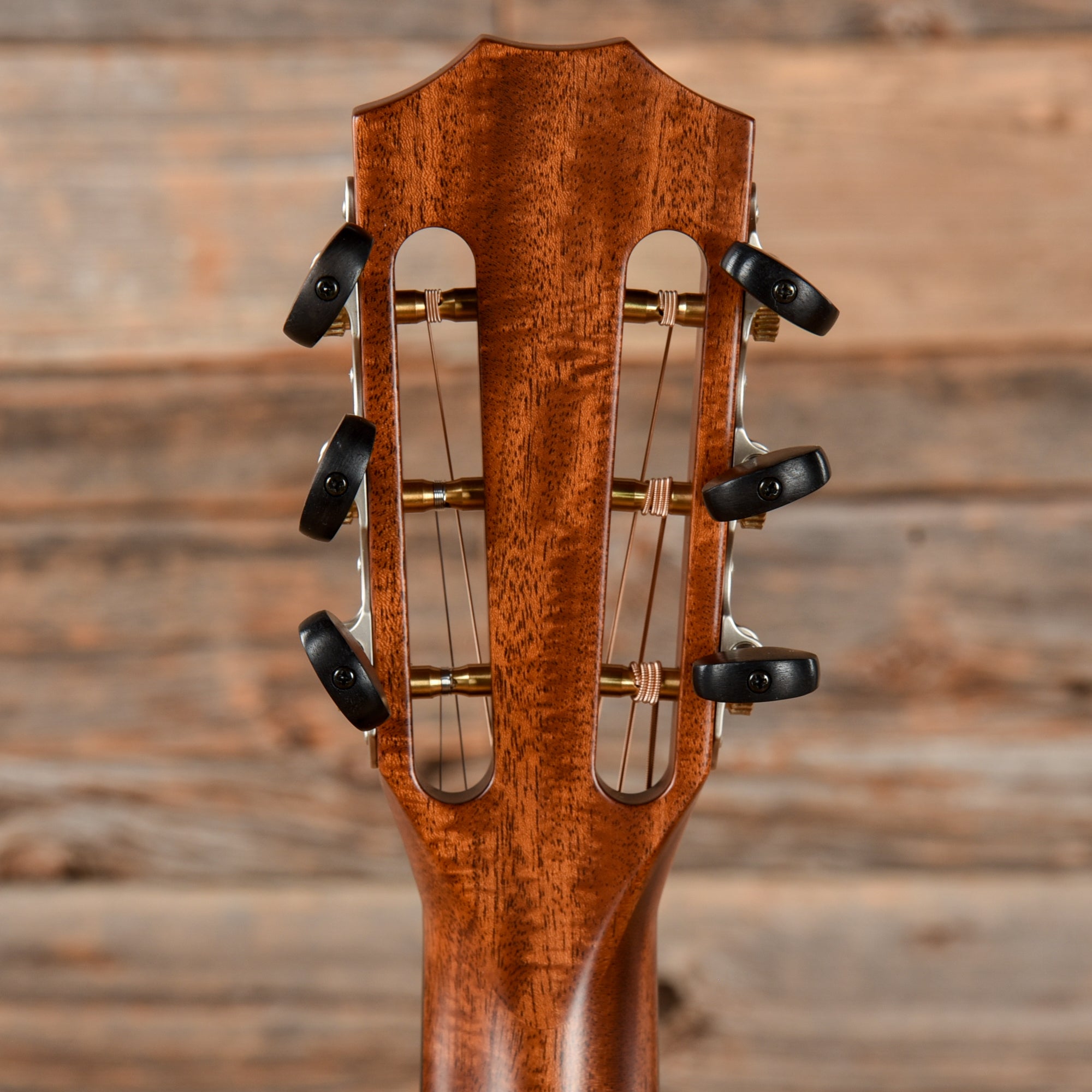 Taylor 322e 12-Fret Shaded Edgeburst 2020