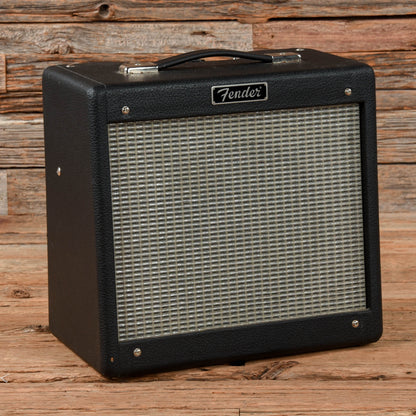 Fender Pro Junior 15-Watt 1x10" Guitar Combo  2000