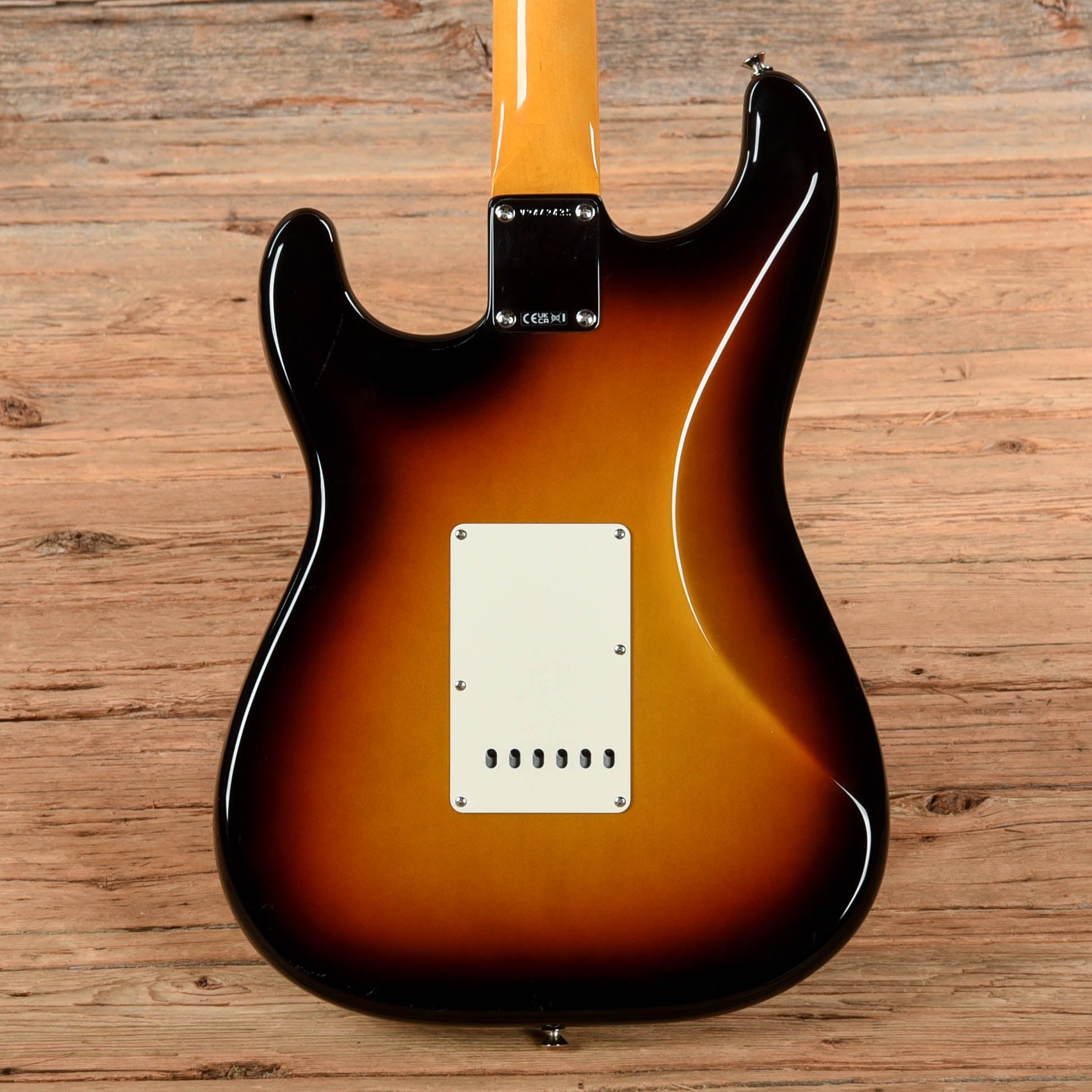Fender American Vintage II '61 Stratocaster 3-Color Sunburst 2024