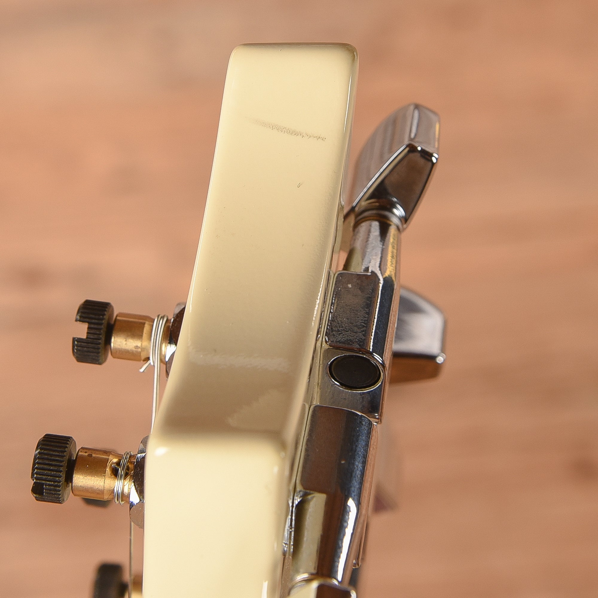 PRS S2 Vela Semi-Hollow White 2023