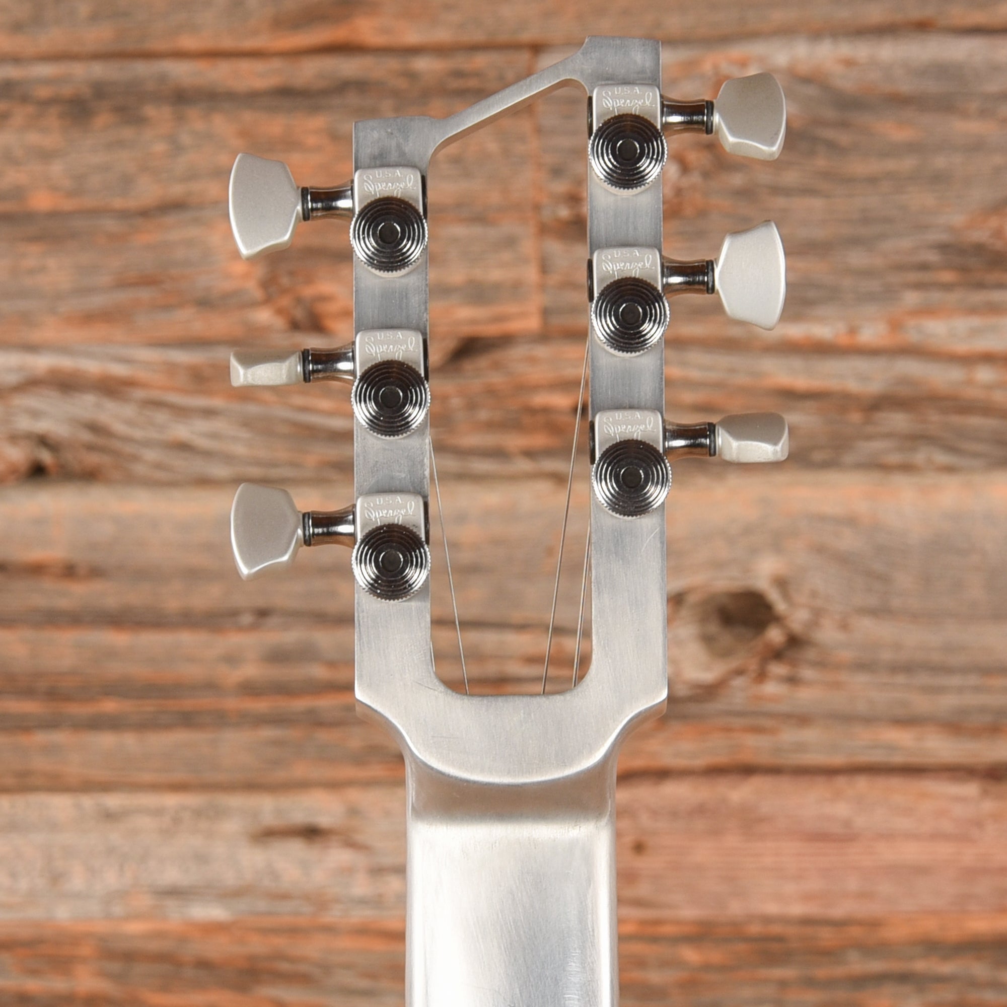 Robot Graves Industrialist Natural