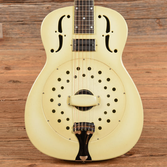 National Collegian Deluxe Ivory 2020