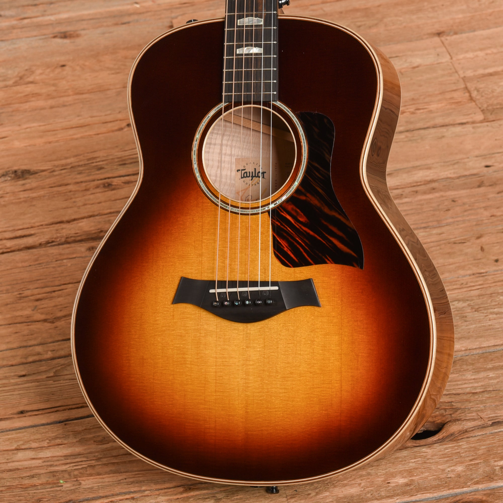 Taylor 611e LTD Tobacco Burst 2022