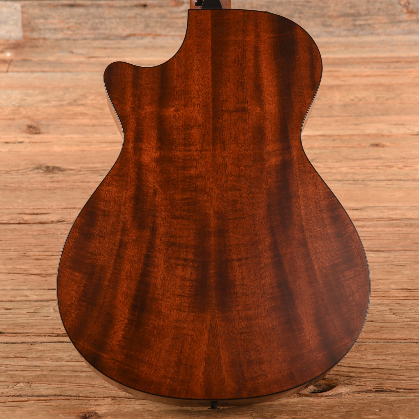 Taylor 322ce Shaded Edge Burst 2022
