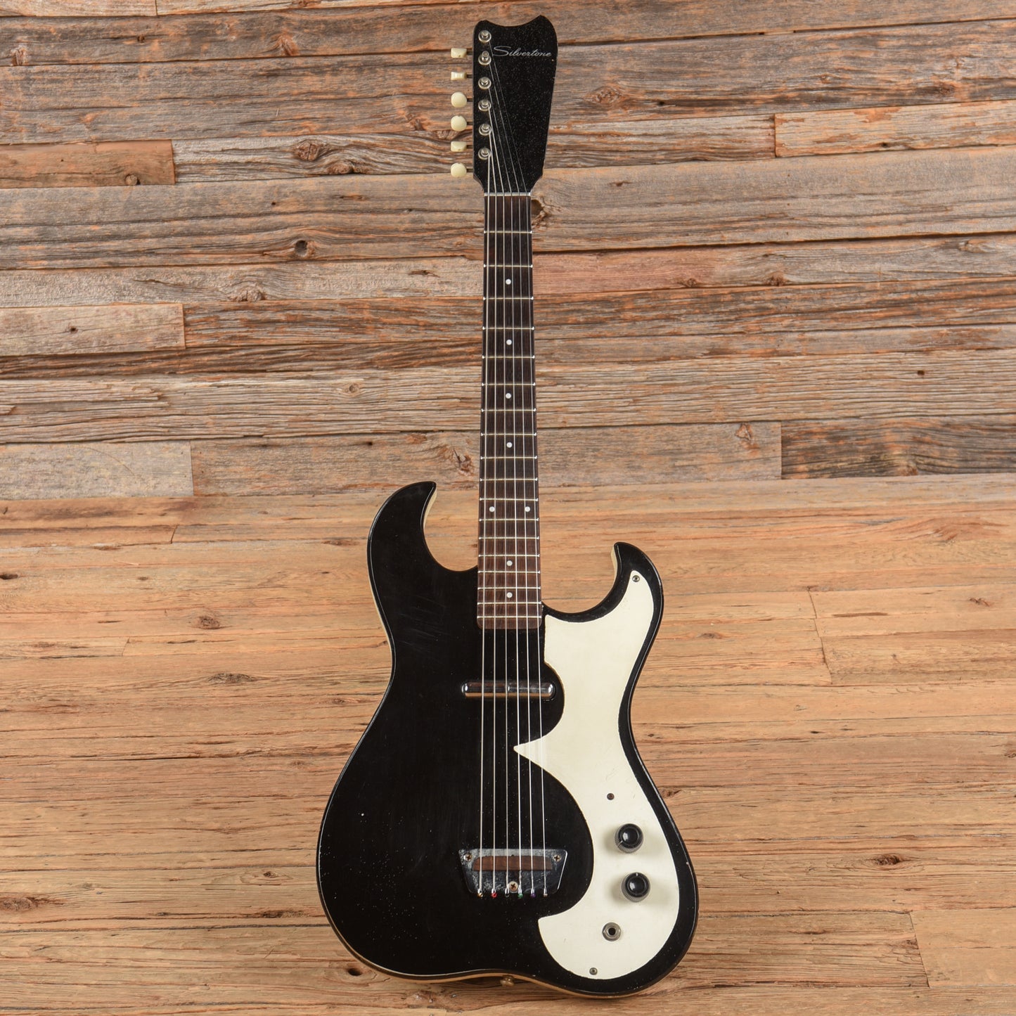 Silvertone 1448 w/ Amp Case Black 1960s