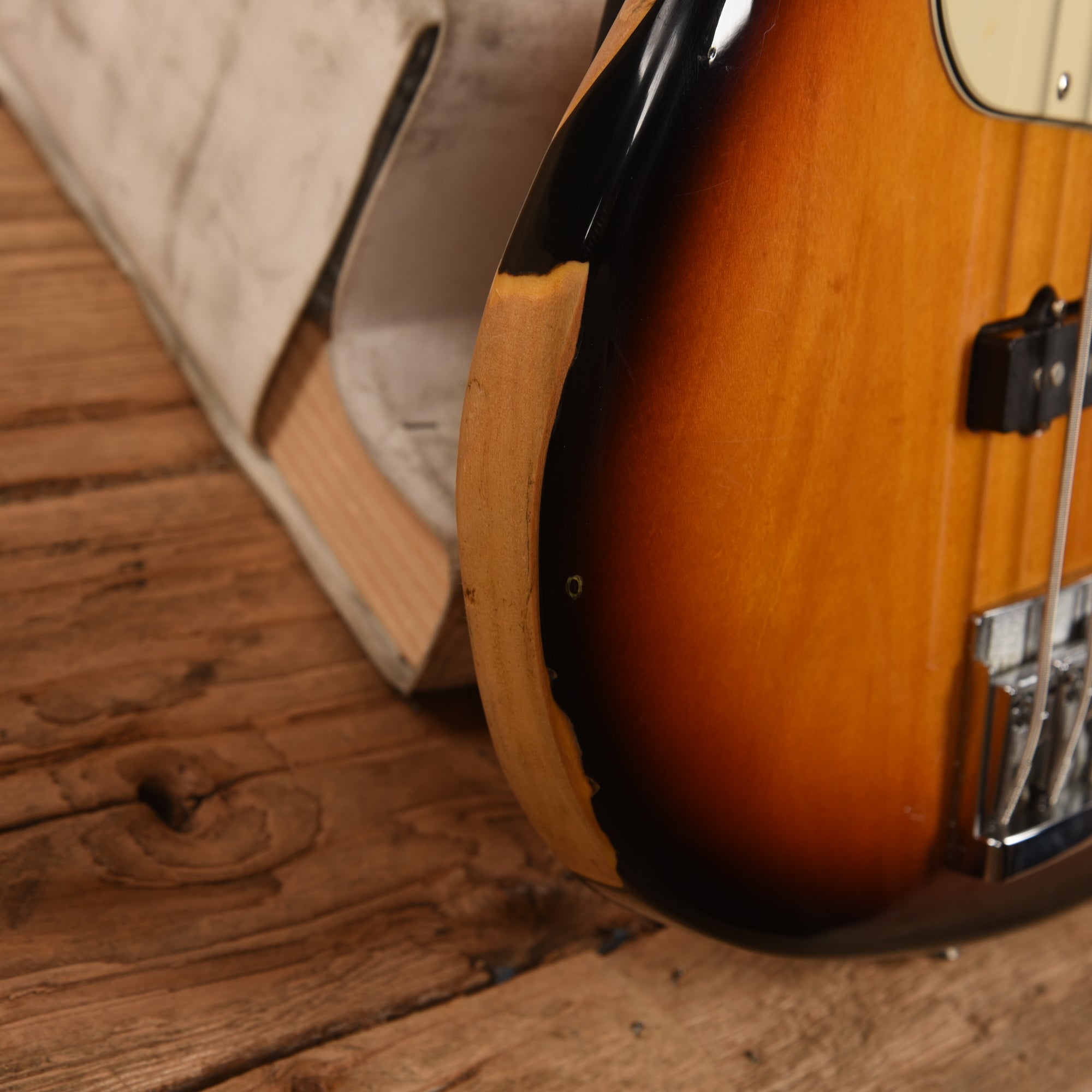 Fender Standard Jazz Bass Sunburst 1993