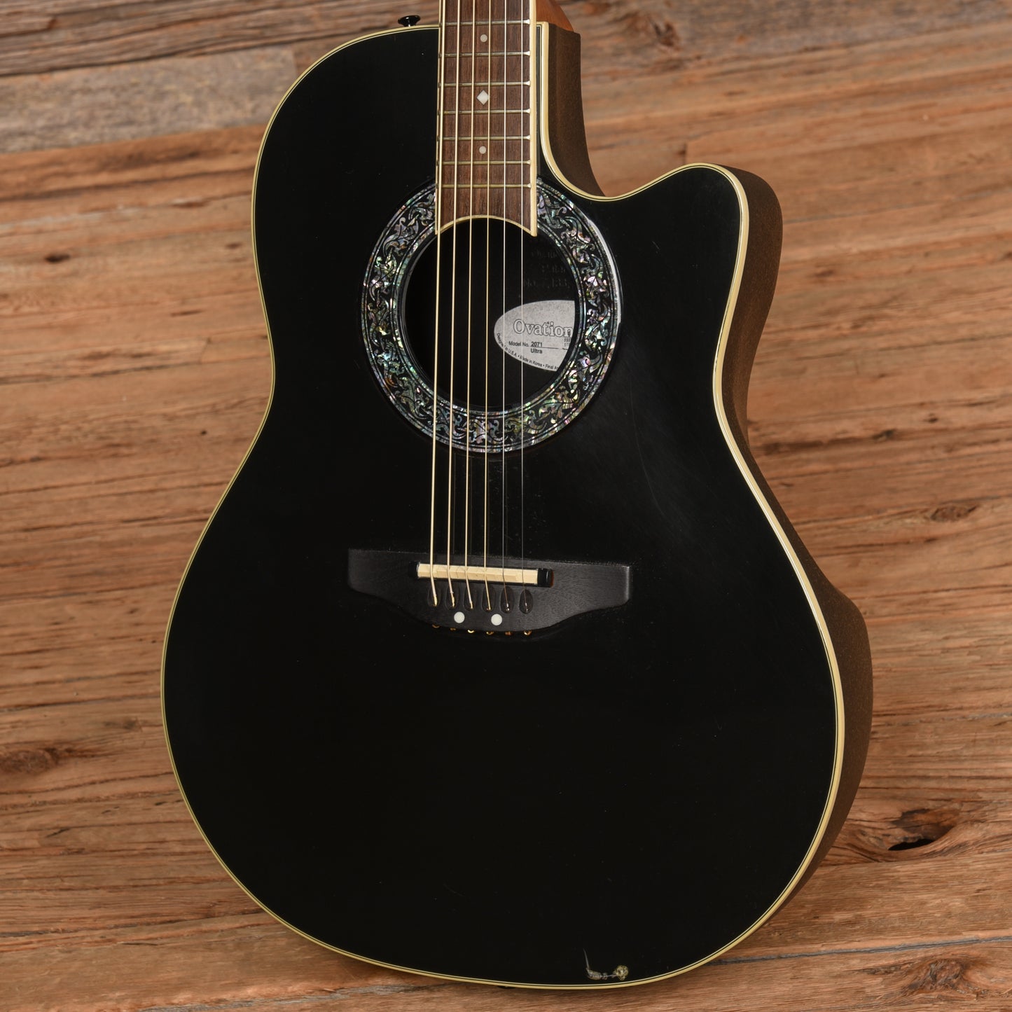 Ovation 2071 Ultra Black