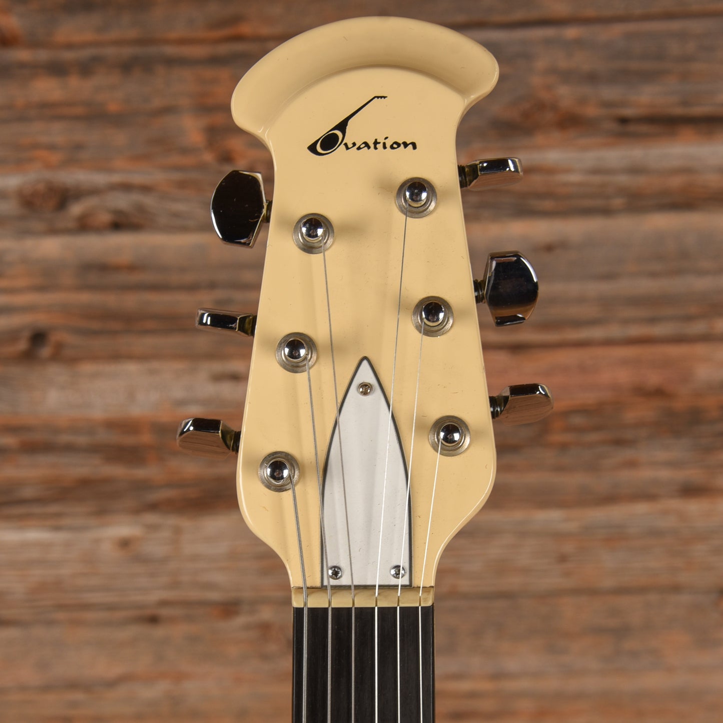 Ovation Viper White 1981