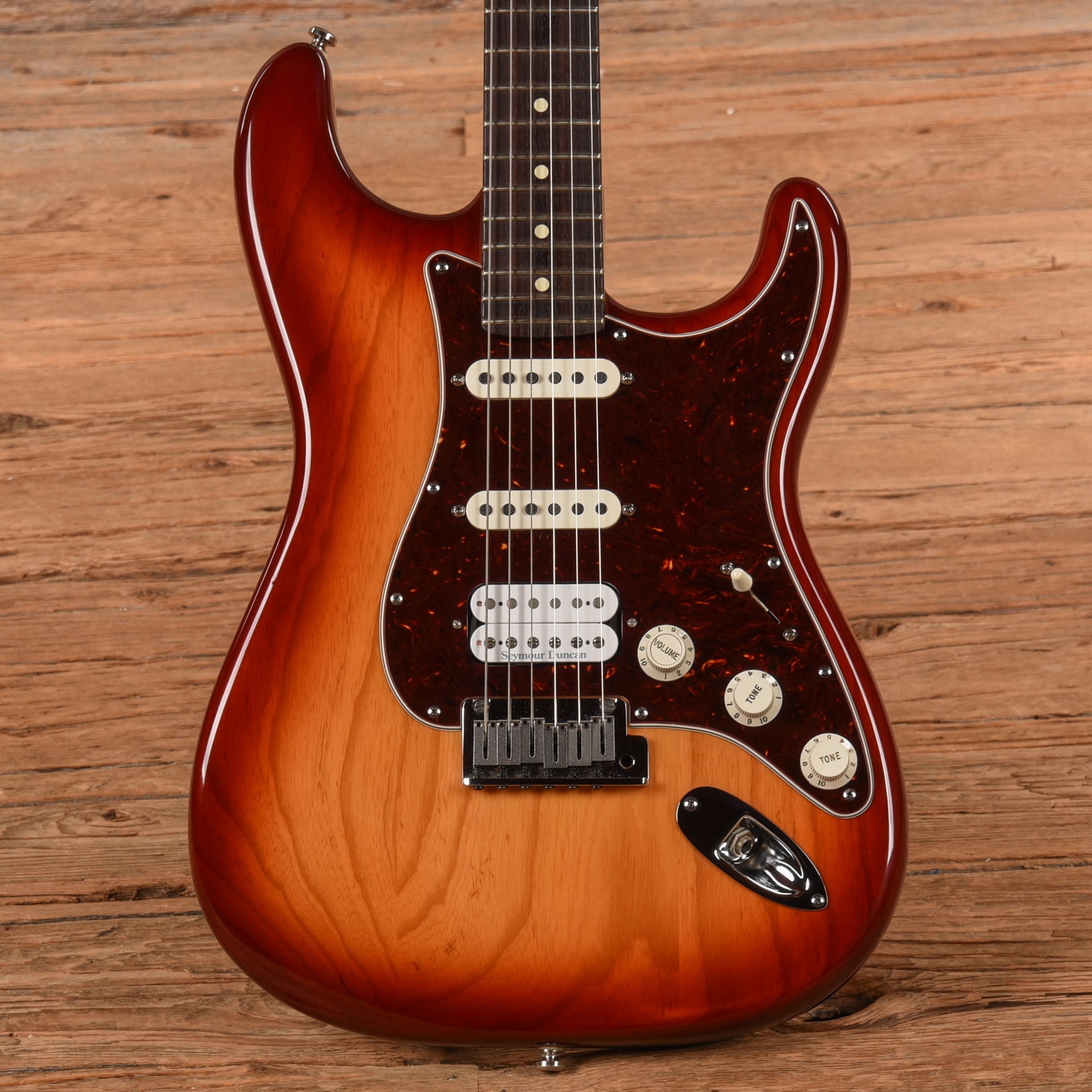Fender American Series Stratocaster HSS Sienna Sunburst 2005