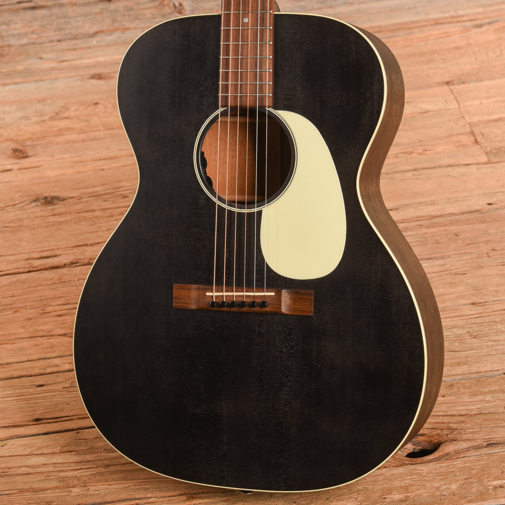 Martin 000-17 Black Smoke