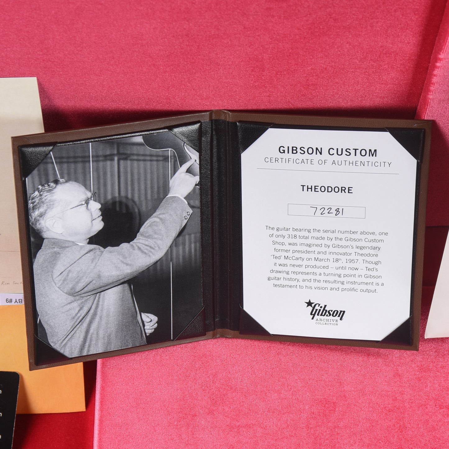 Gibson Custom Theodore Cherry 2022