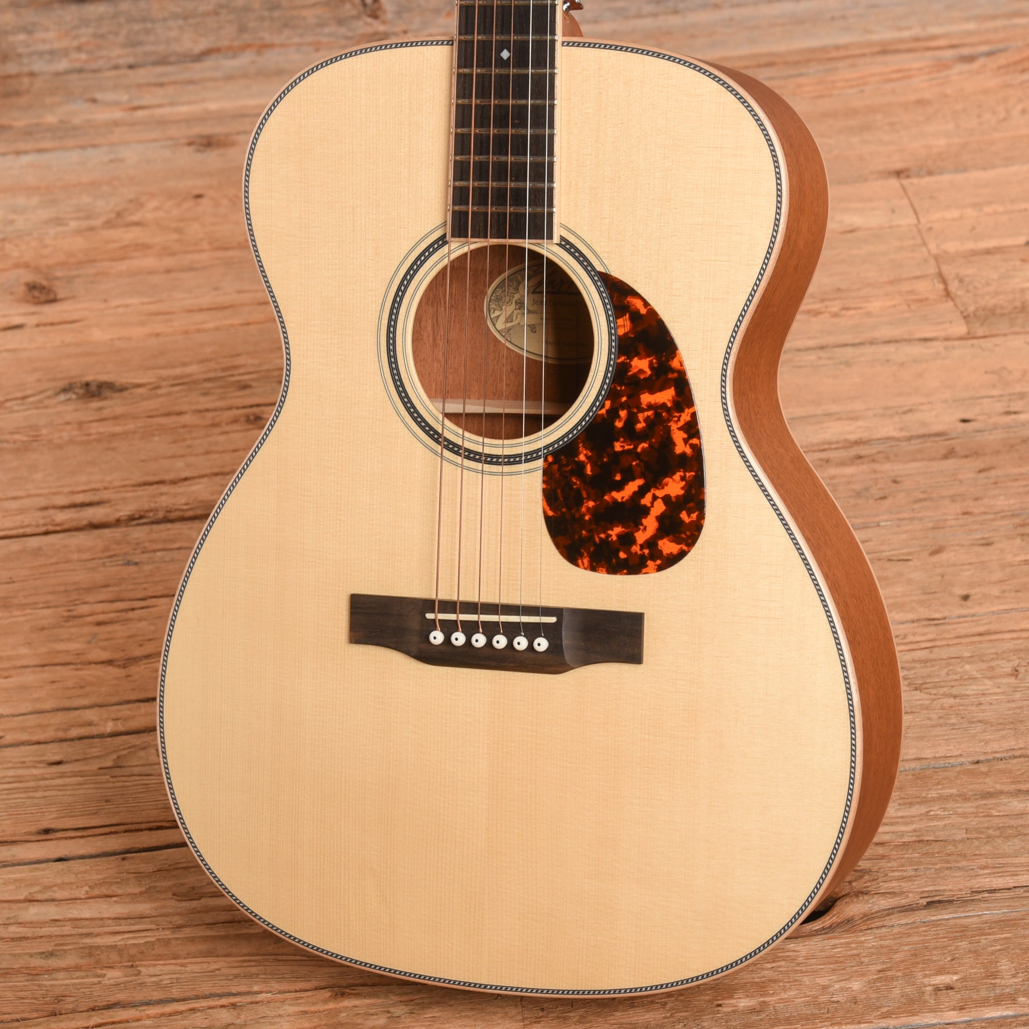 Larrivee OM-40 Mahogany w/Alpine Moon Spruce Top Natural