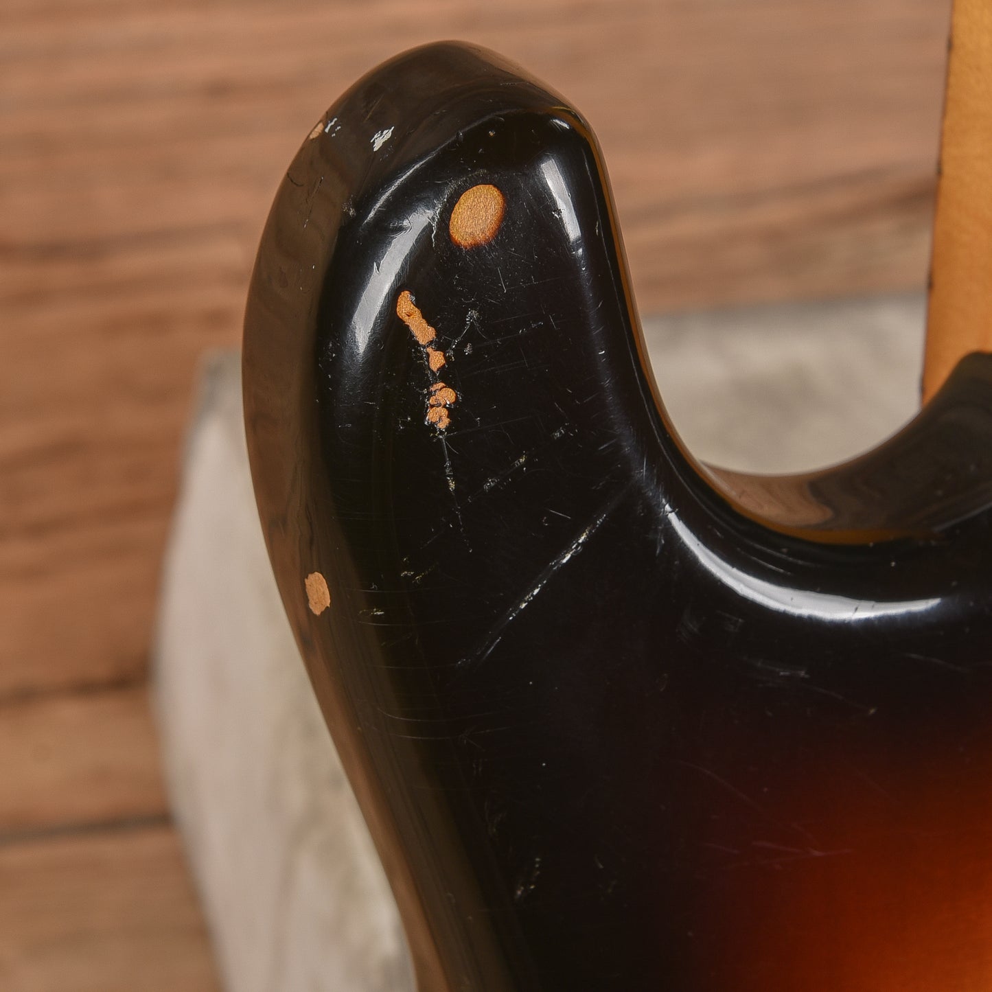 Music Man Sabre Bass Sunburst 1979