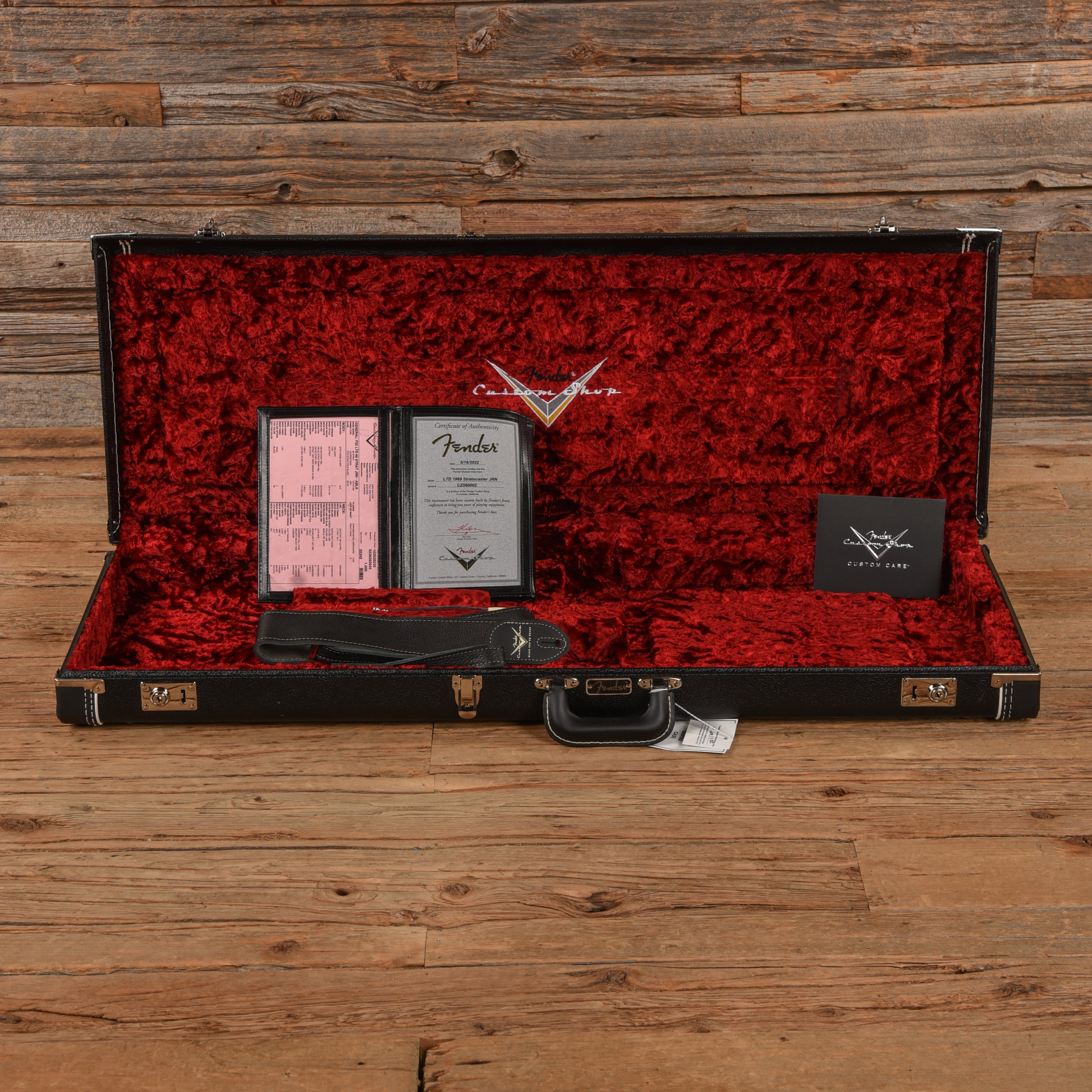 Fender Custom Shop '69 Maple Cap Stratocaster Journeyman Relic Black