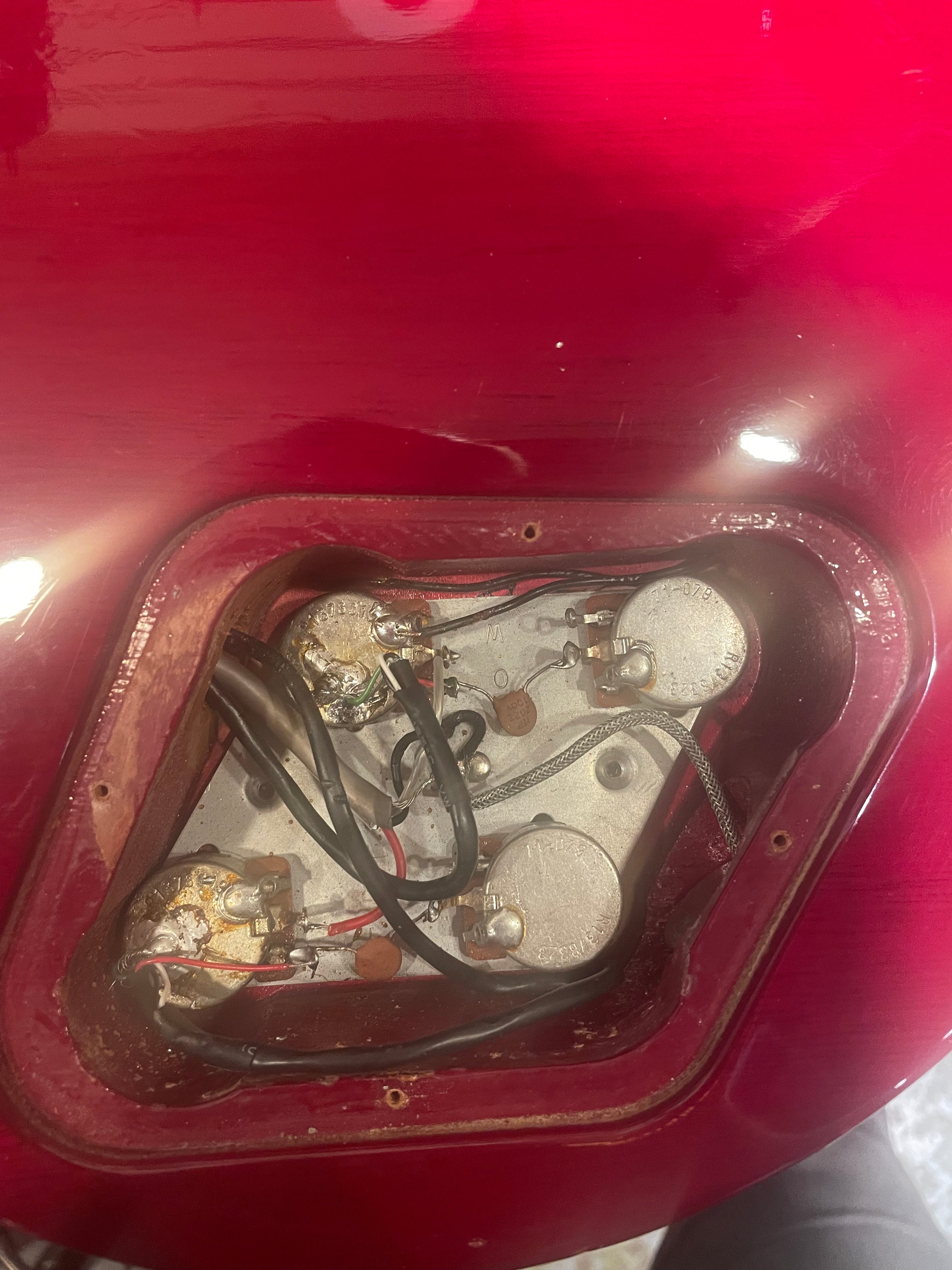 Gibson Les Paul Standard Sunburst 1983