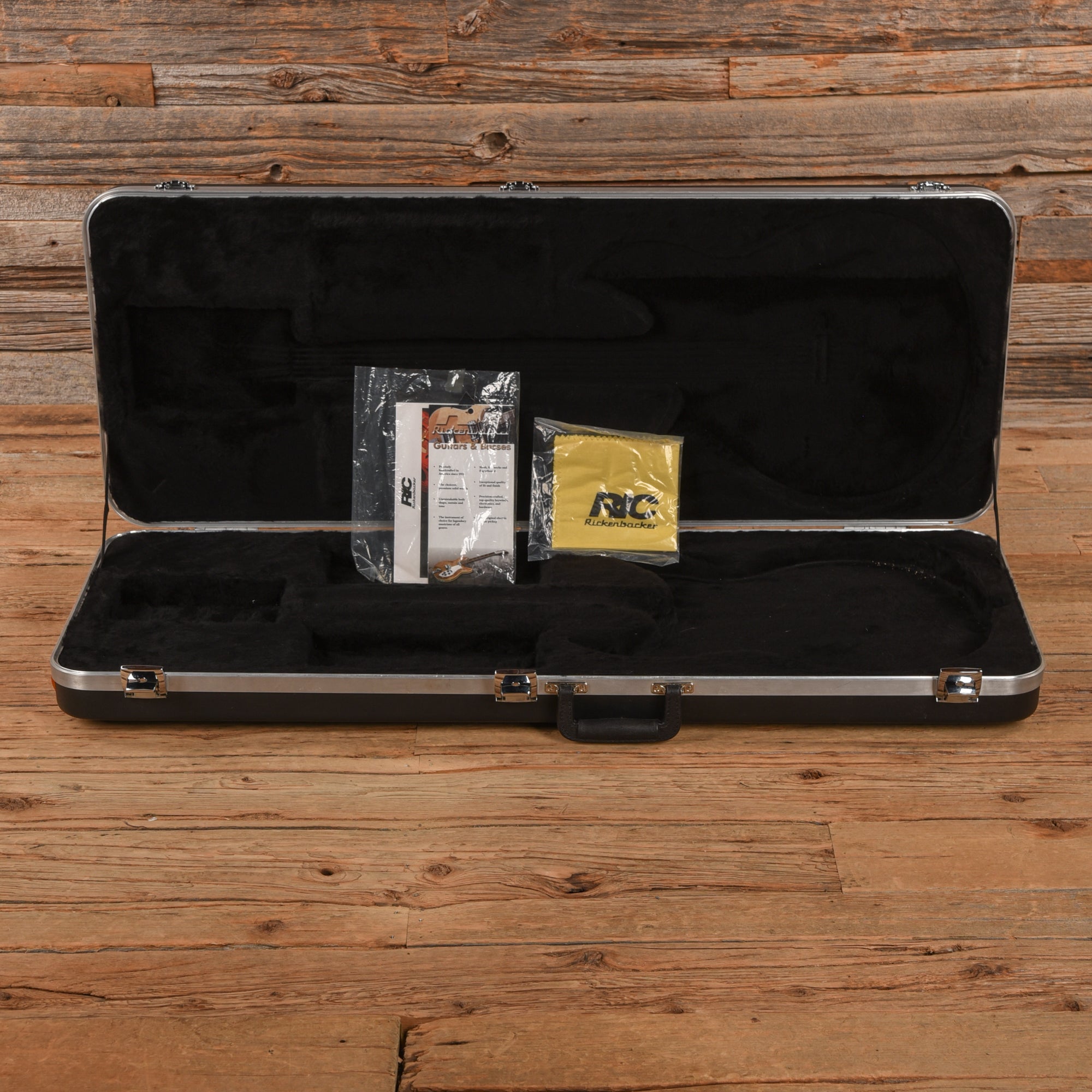 Rickenbacker 330 Mapleglo 2016