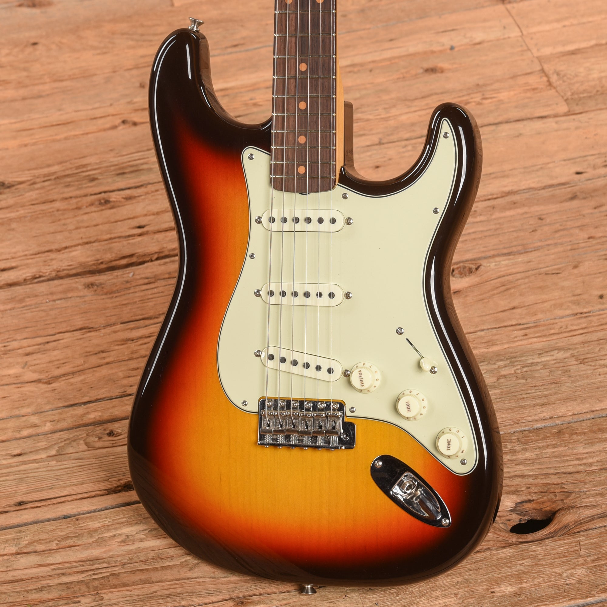 Fender Custom Shop Vintage Custom 59 Stratocaster Time Capsule Sunburst 2024