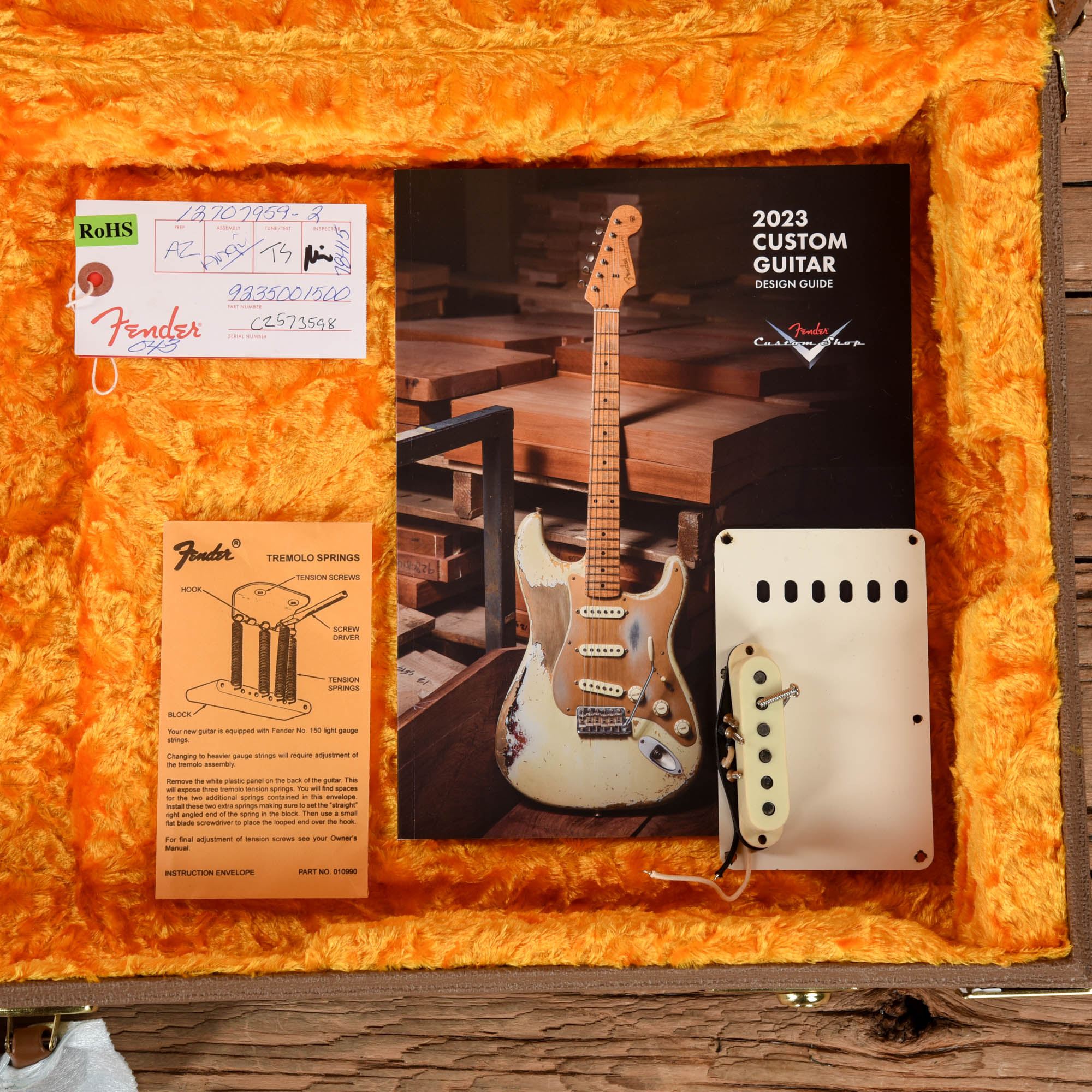 Fender Custom Shop LTD Roasted 61 Stratocaster Super Heavy Relic Black Over 3-Tone Sunburst 2023