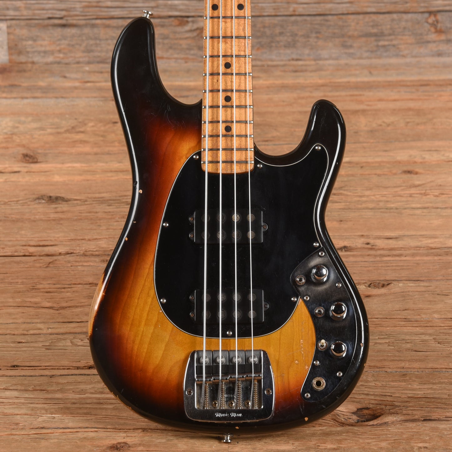 Music Man Sabre Bass Sunburst 1979