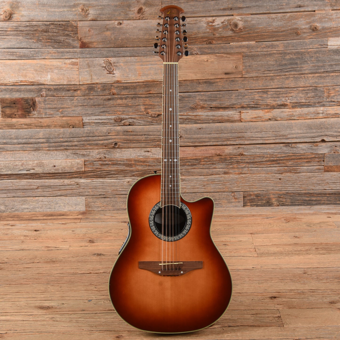 Ovation Celebrity CC045 Sunburst