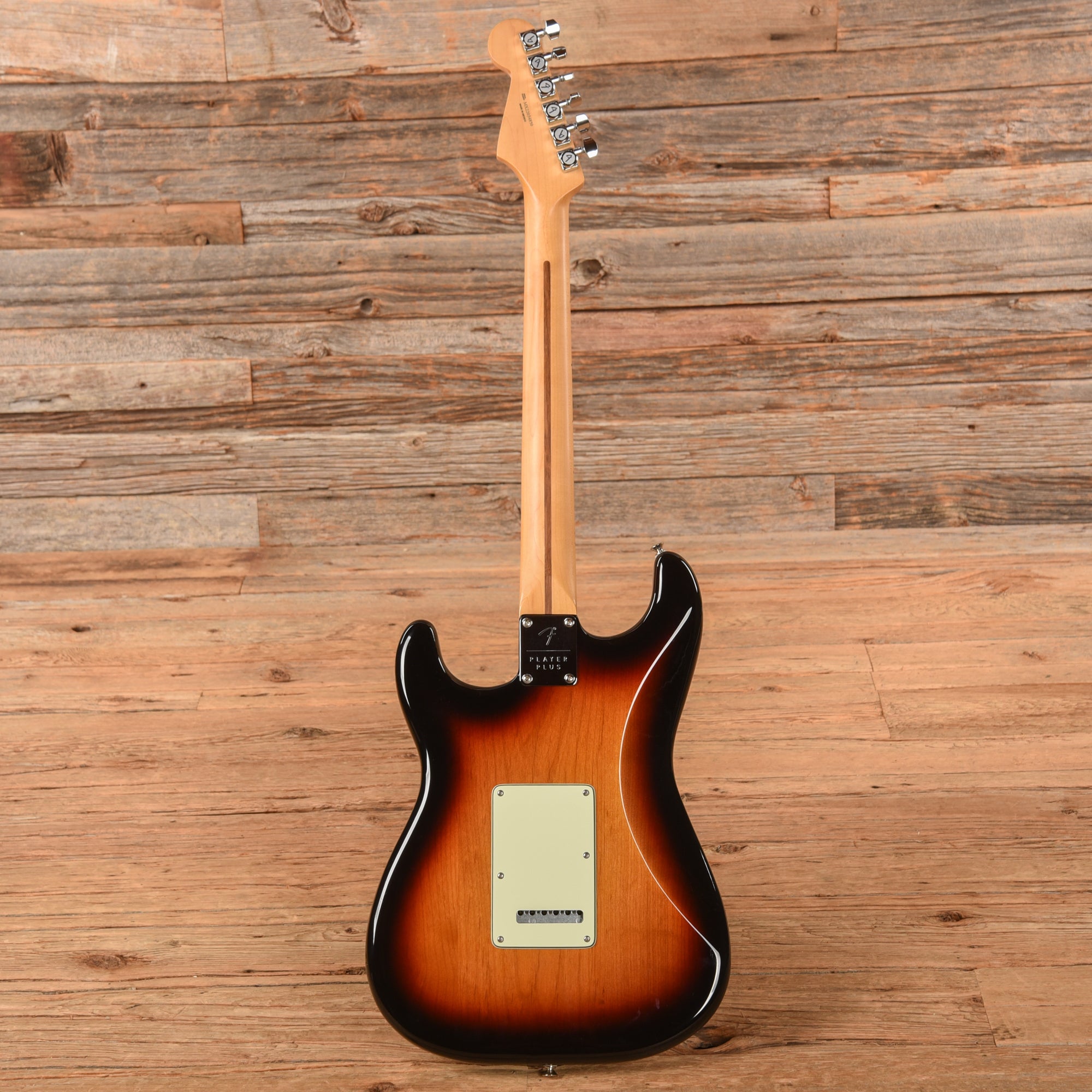 Fender Player Plus Stratocaster HSS Sunburst 2022