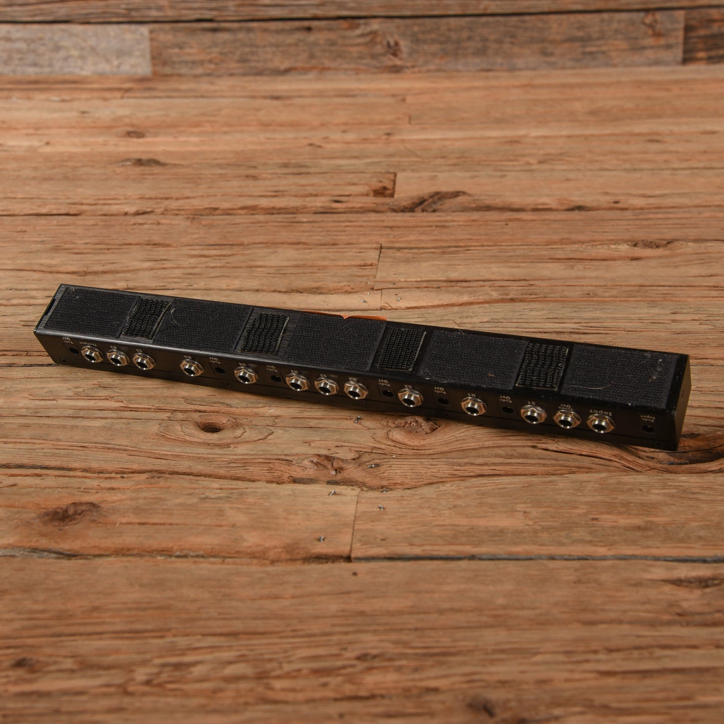 One Control Iguana Tail Loop II