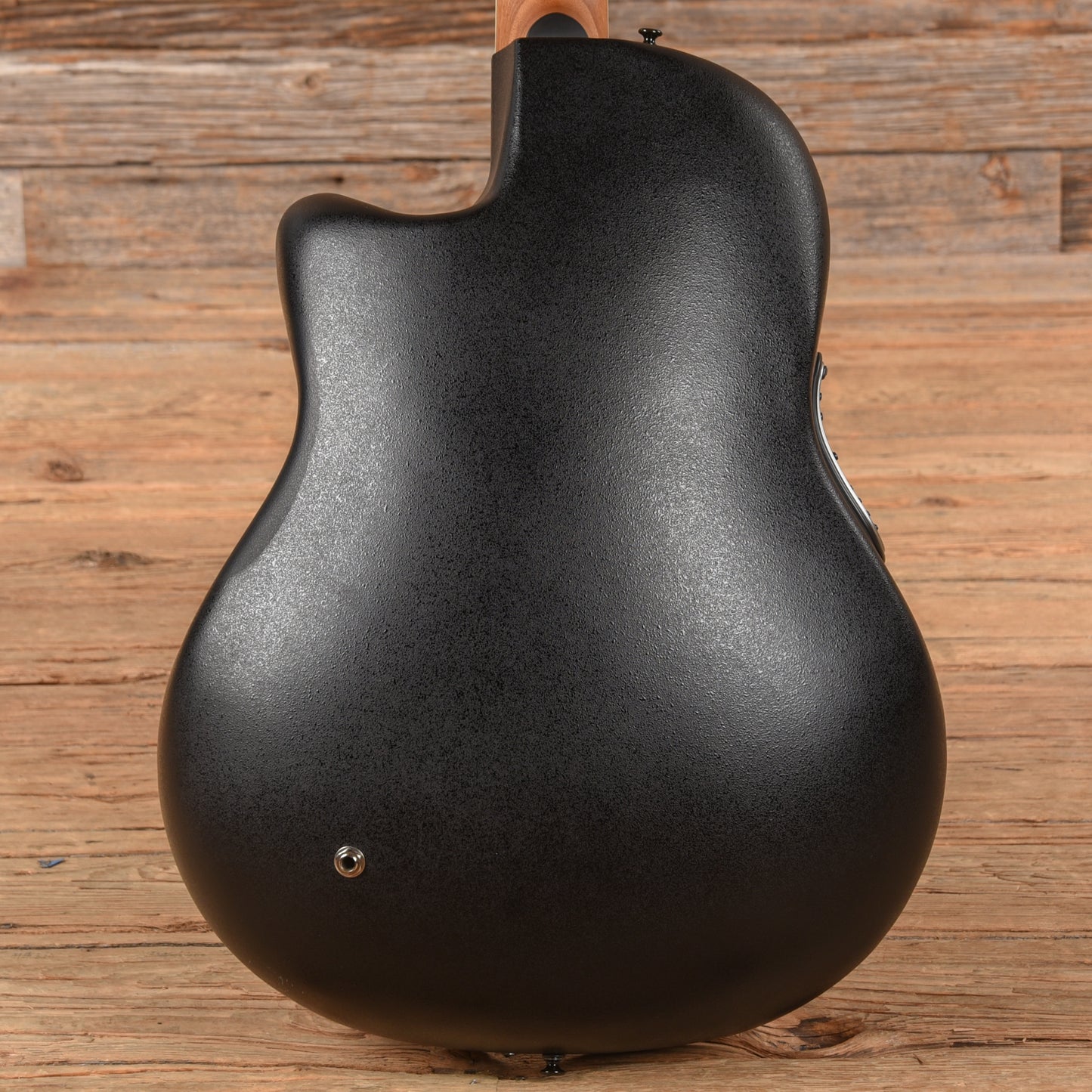 Ovation Celebrity CC045 Sunburst