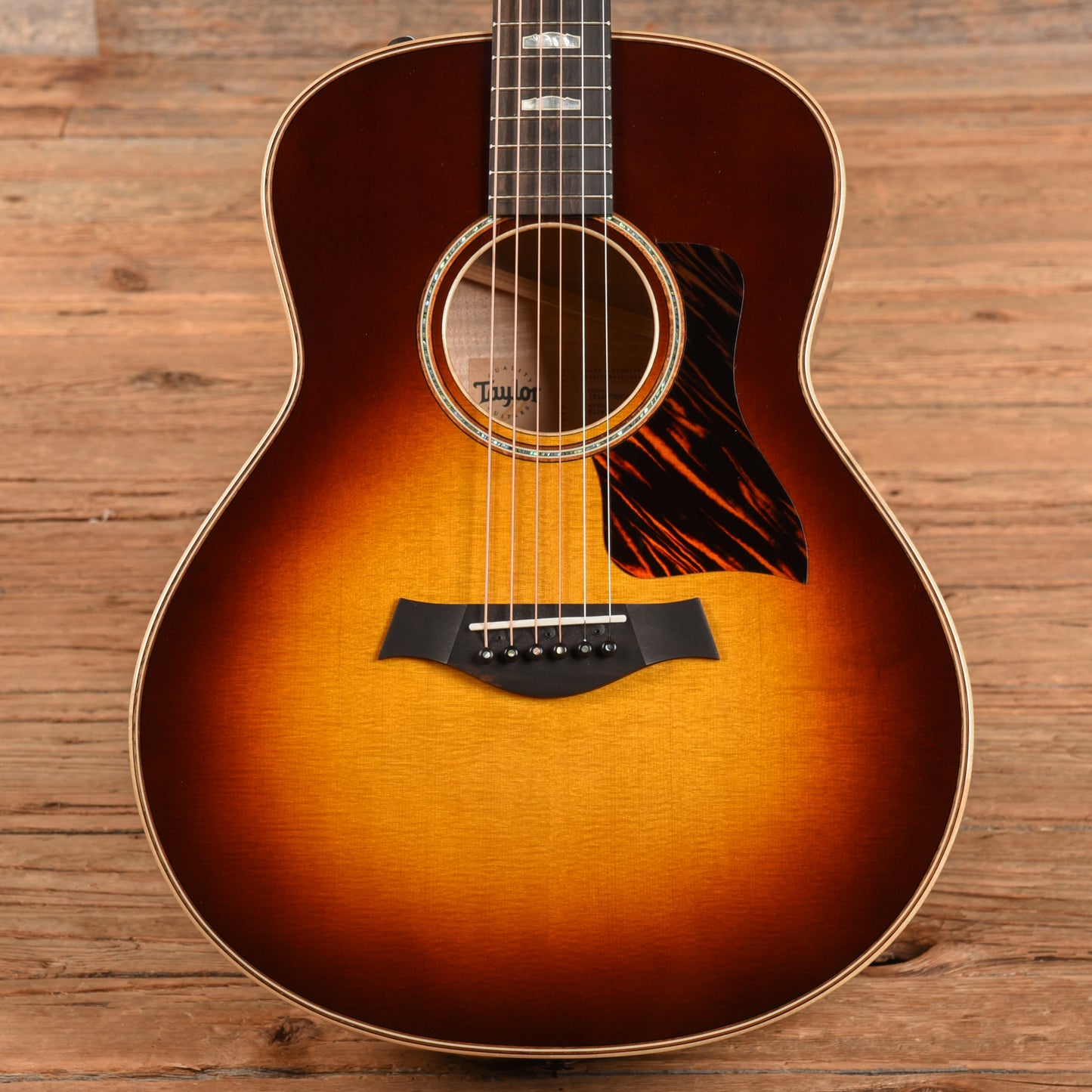 Taylor GT 611e LTD Tobacco Sunburst 2022