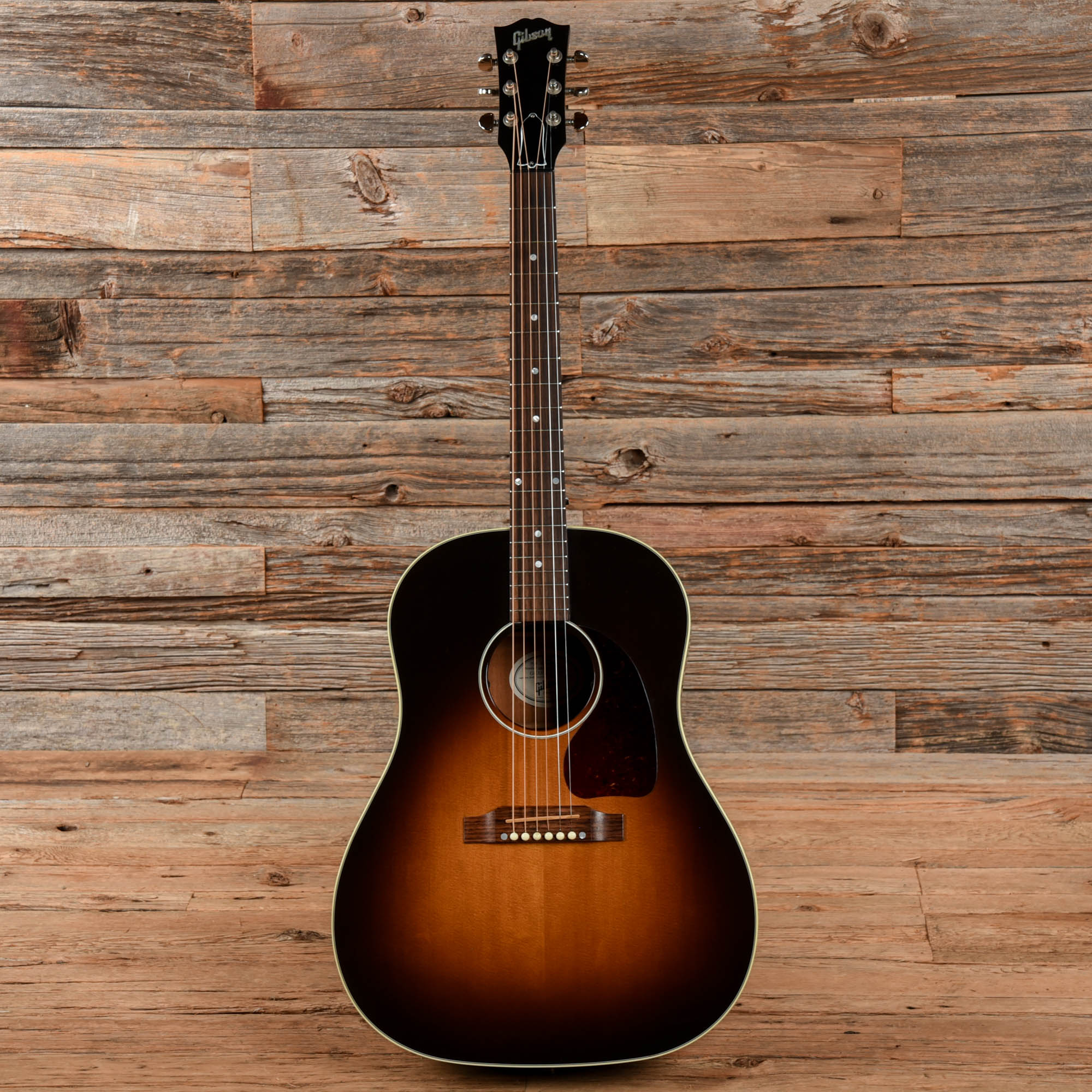 Gibson J-45 Standard Sunburst 2014