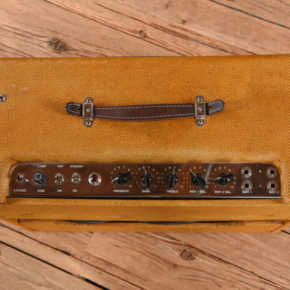 Victoria 45210 45-Watt 2x10" Guitar Combo