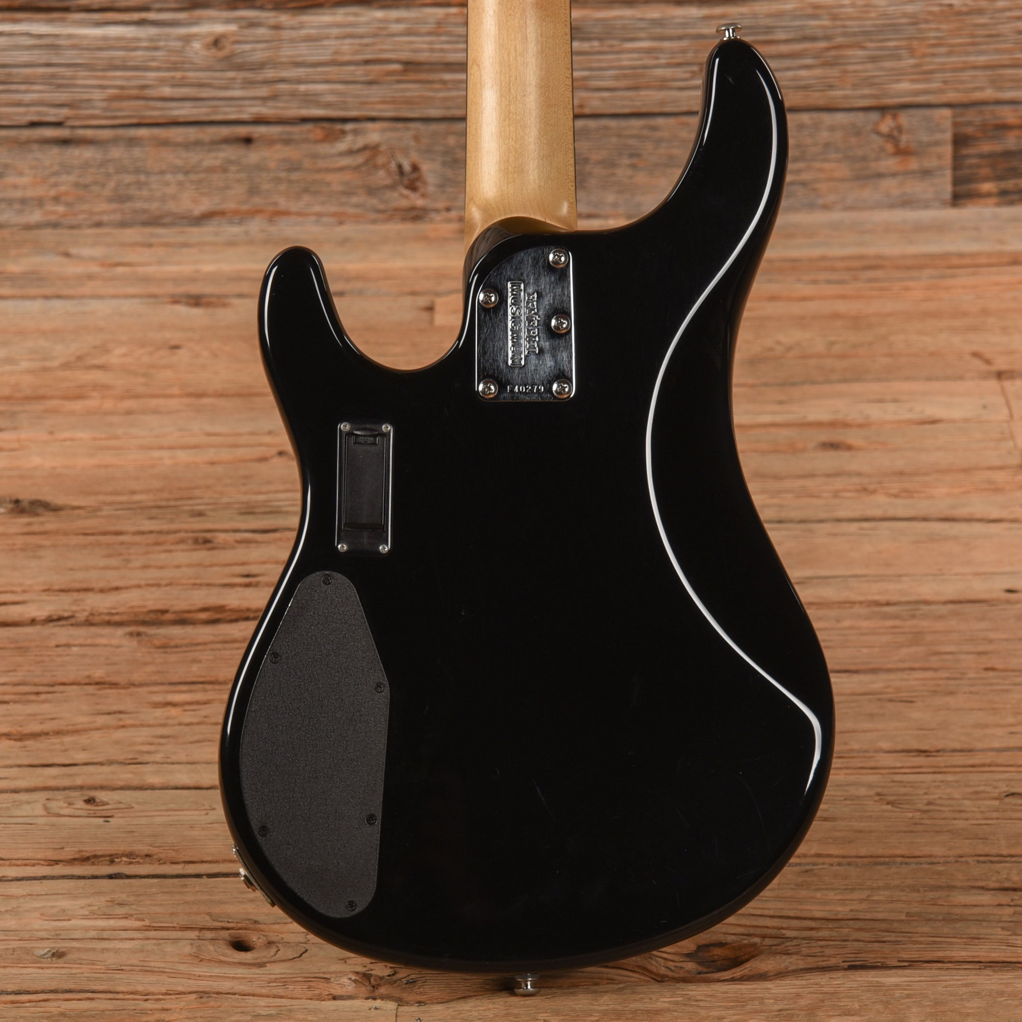 Music Man Sterling 4 HS Black 2011