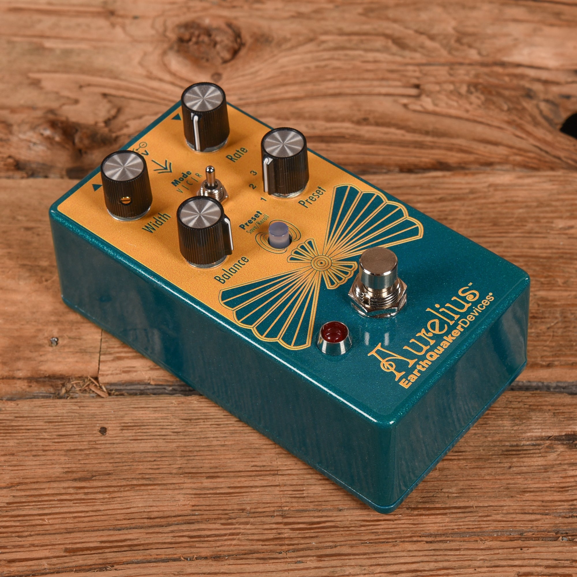 Earthquaker Devices Tri-Voice Chorus