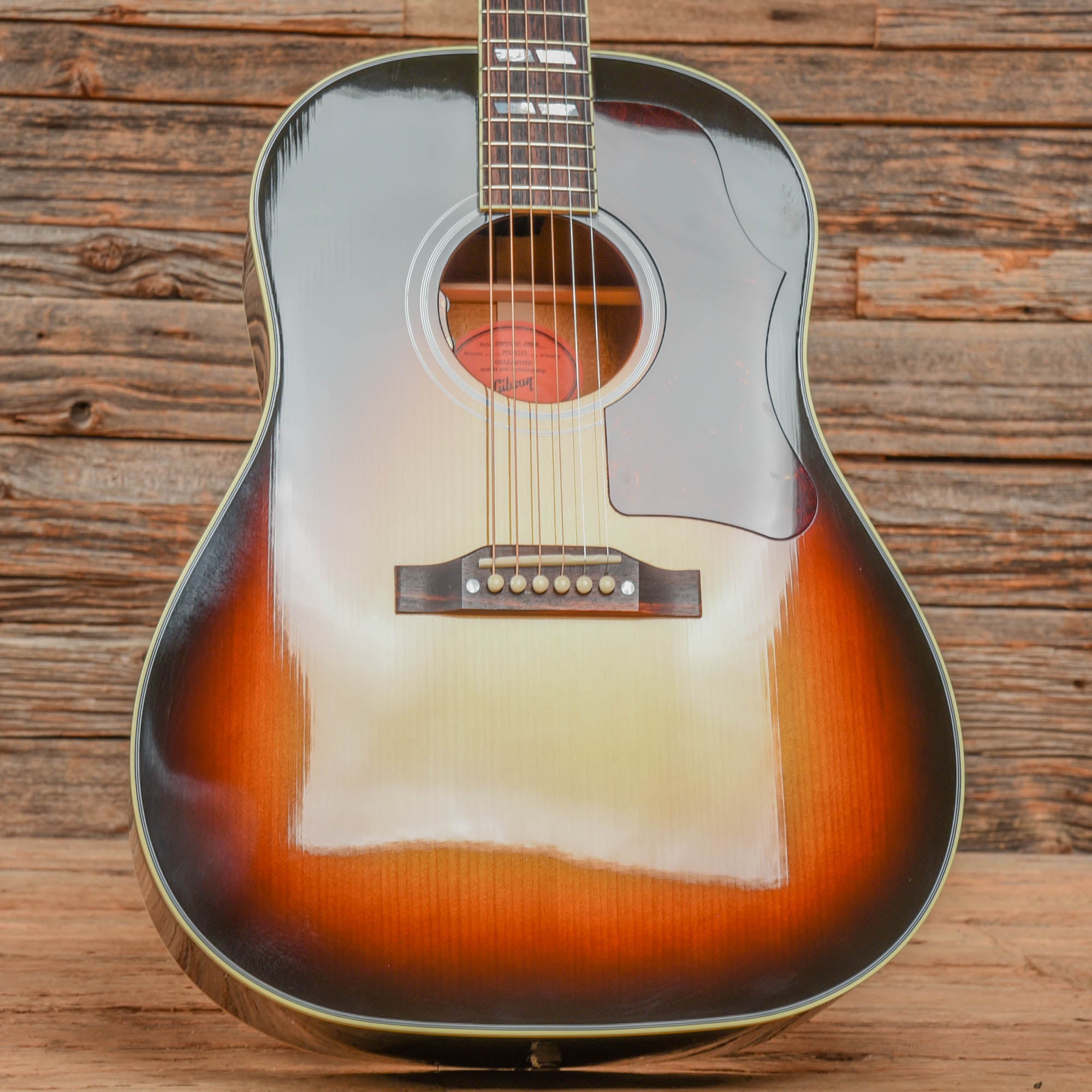 Gibson Custom Shop Southern Jumbo Red Spruce Sunburst 2024