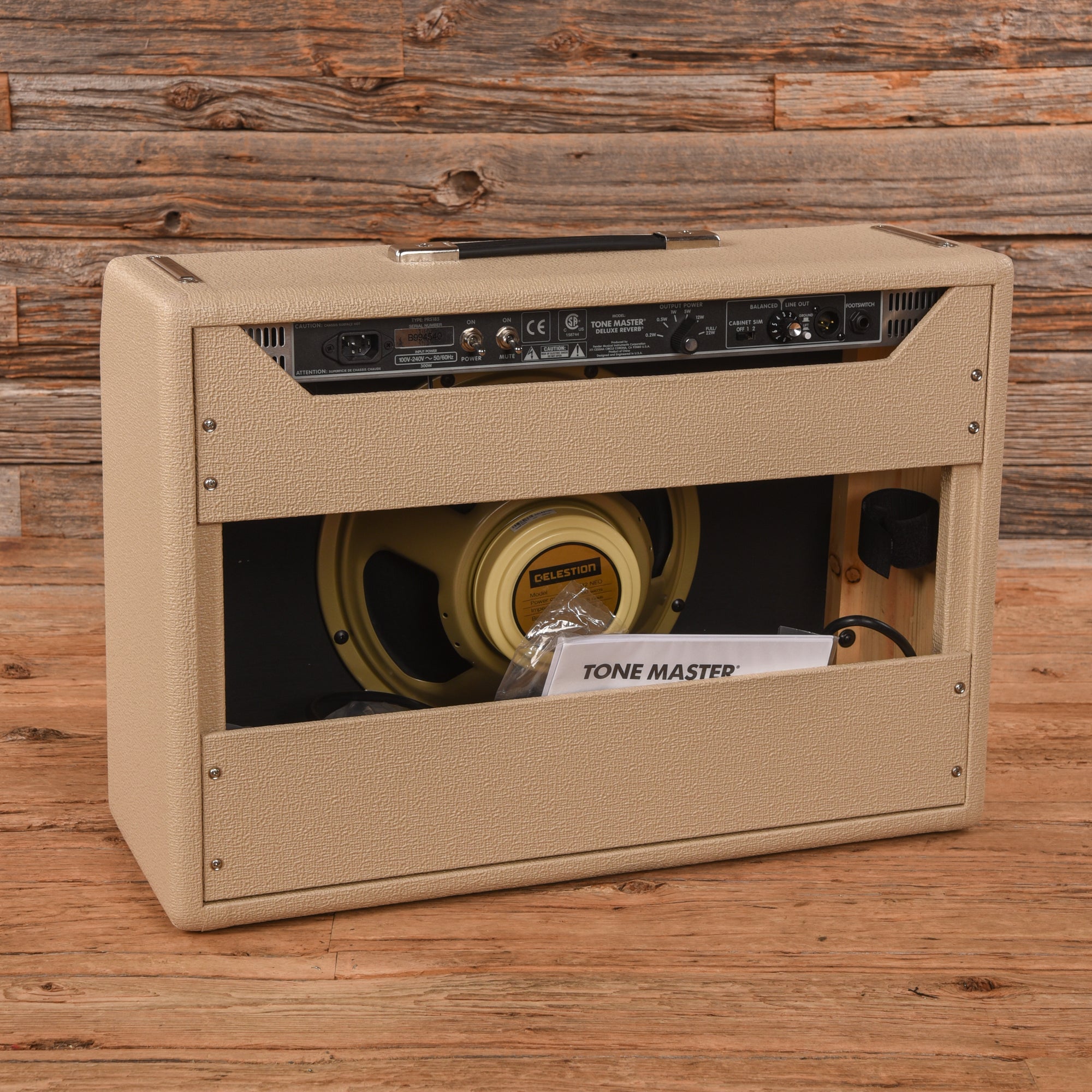 Fender Tone Master Deluxe Reverb 2-Channel 22-Watt 1x12