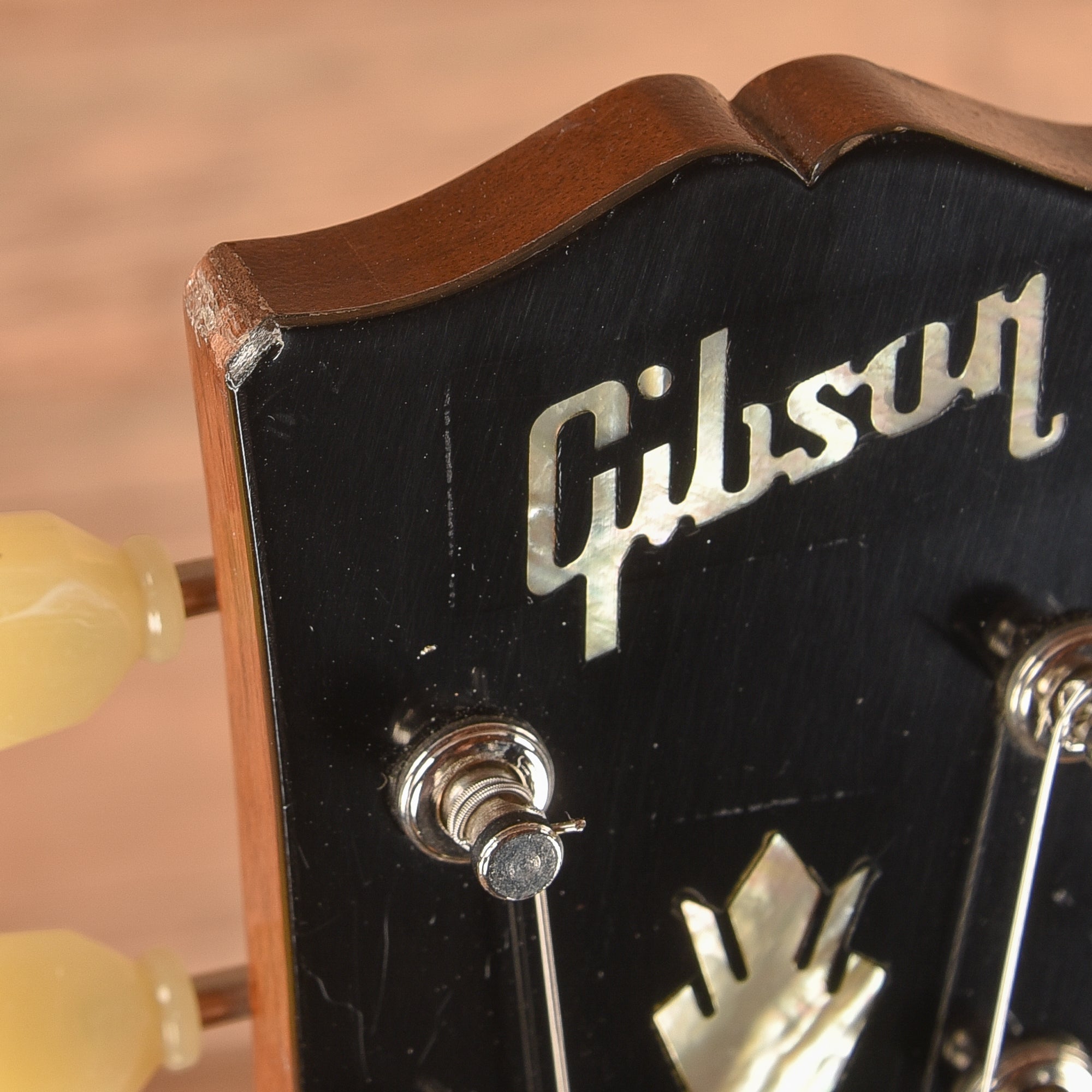Gibson ES-390 Sunburst 2012