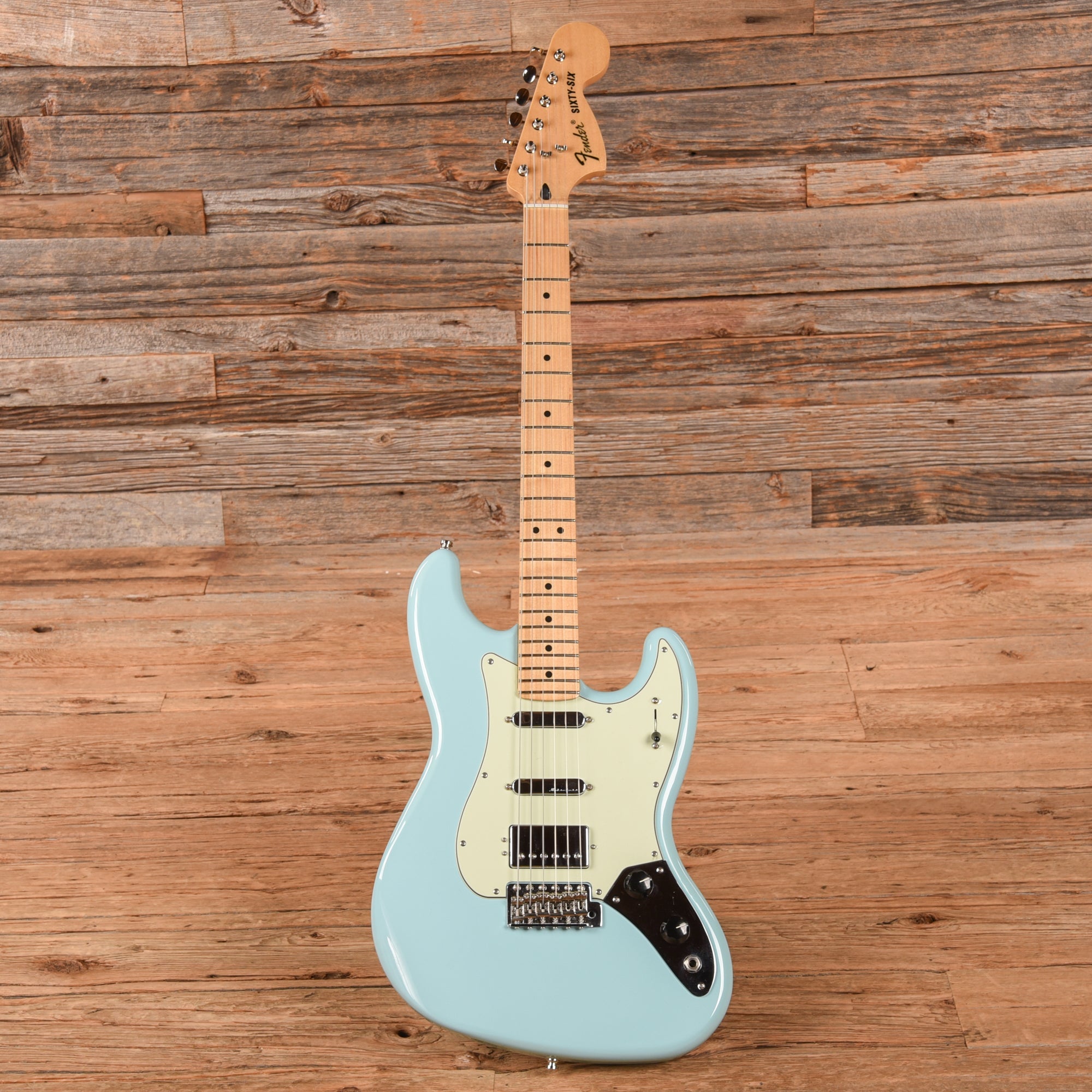Fender Limited Edition Player Stratocaster HSS Plus Top Daphne Blue 2019