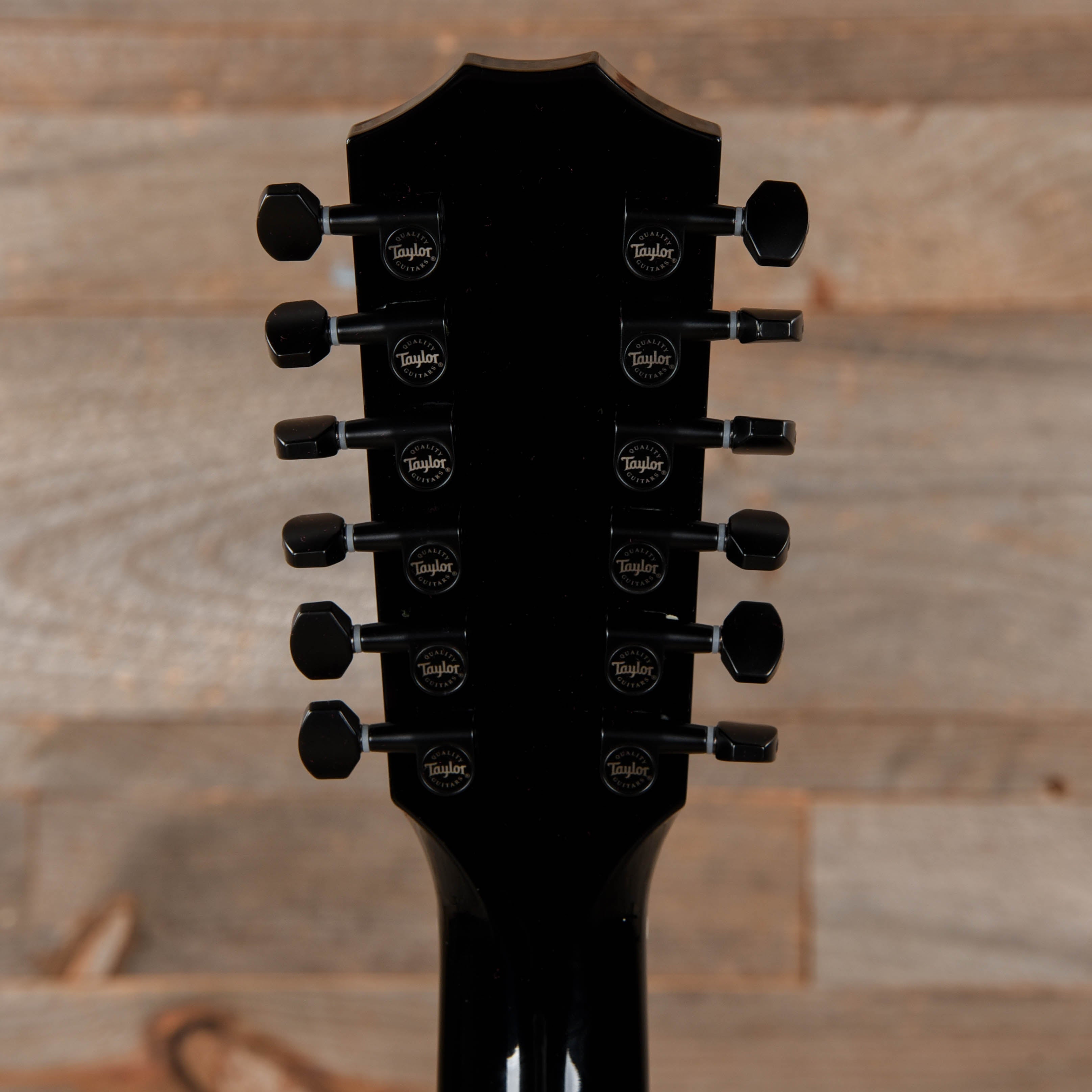 Taylor 250ce-BLK Deluxe 12-String Dreadnought Sitka/Maple Black ES2