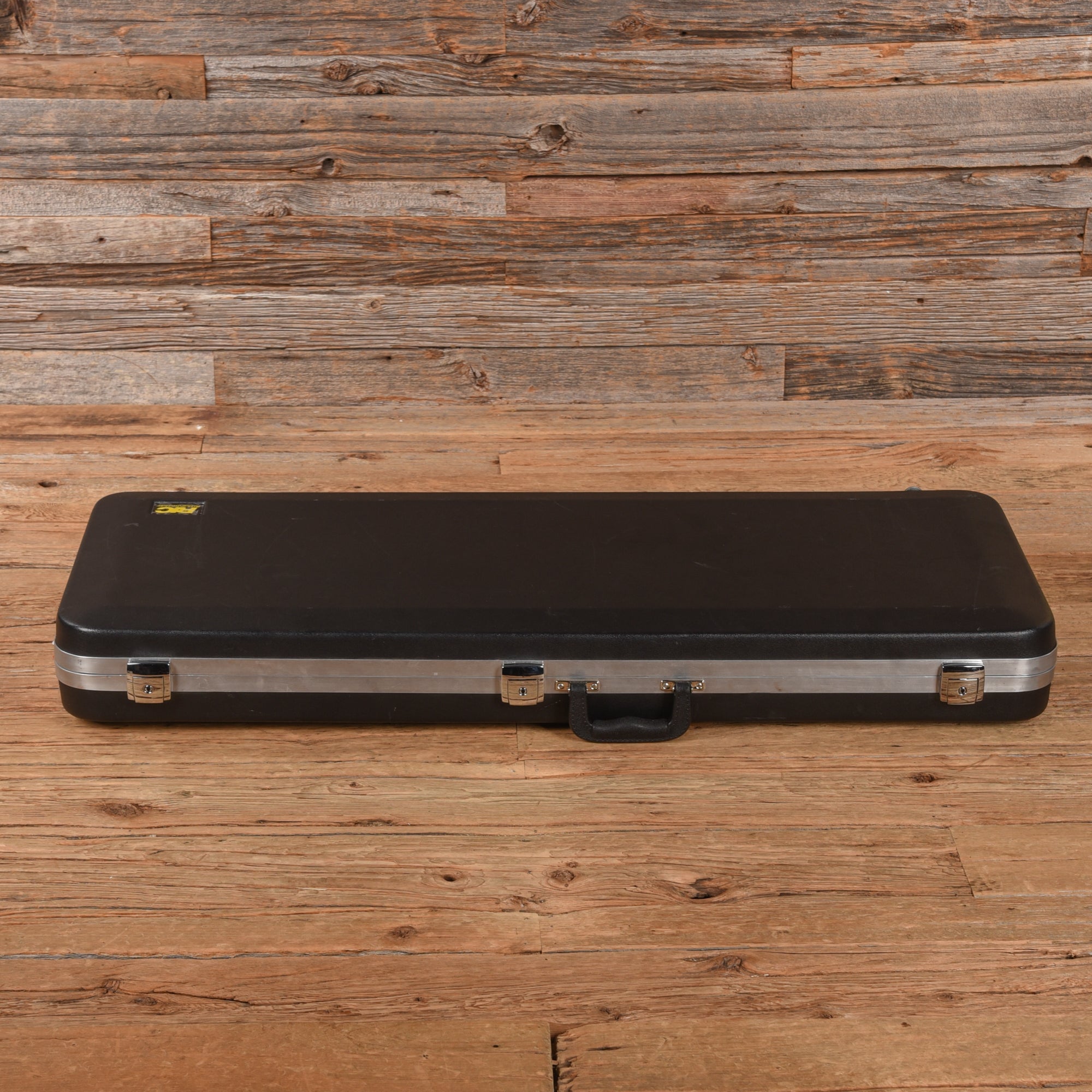 Rickenbacker 330 Mapleglo 2023