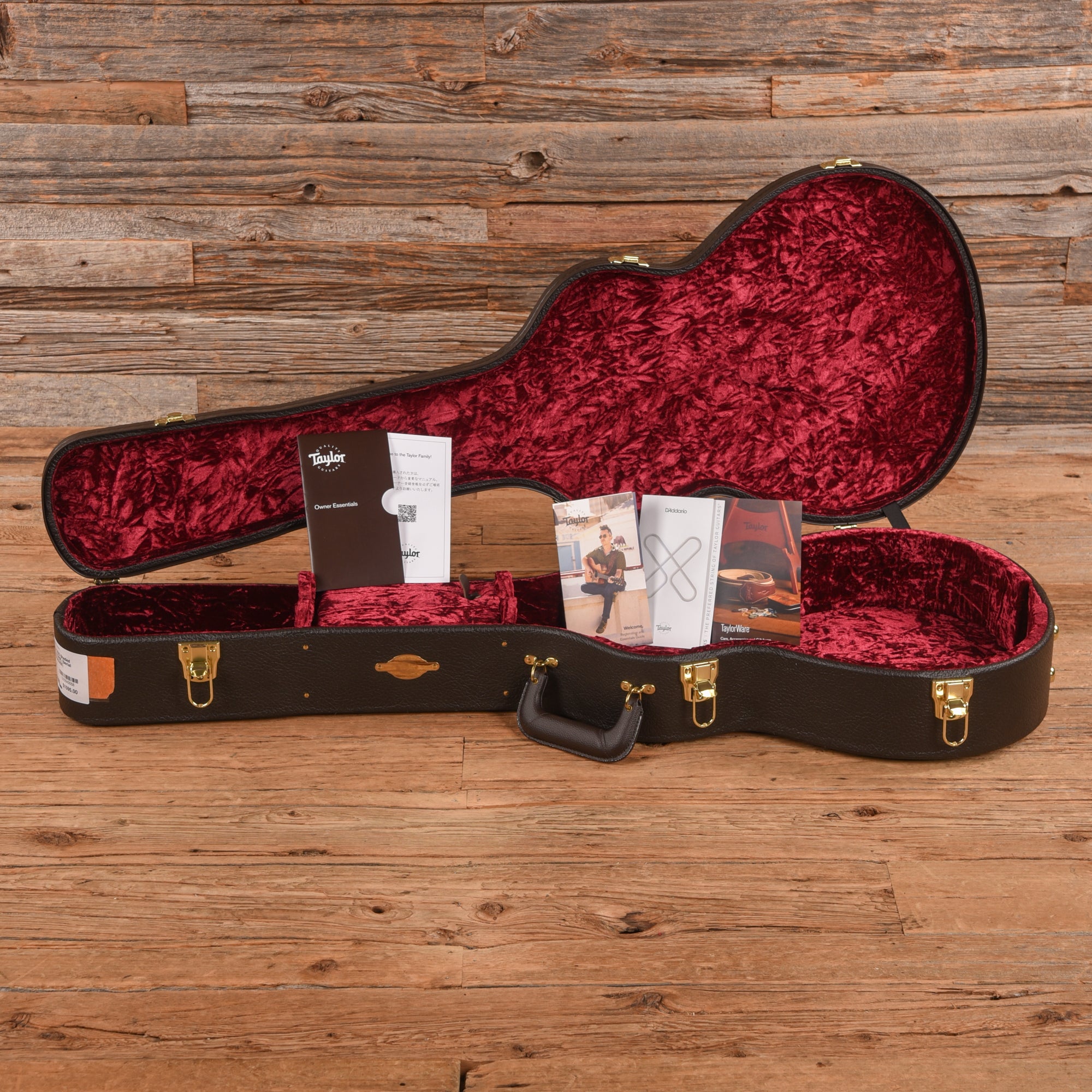 Taylor 322e Shaded Edgeburst 2023