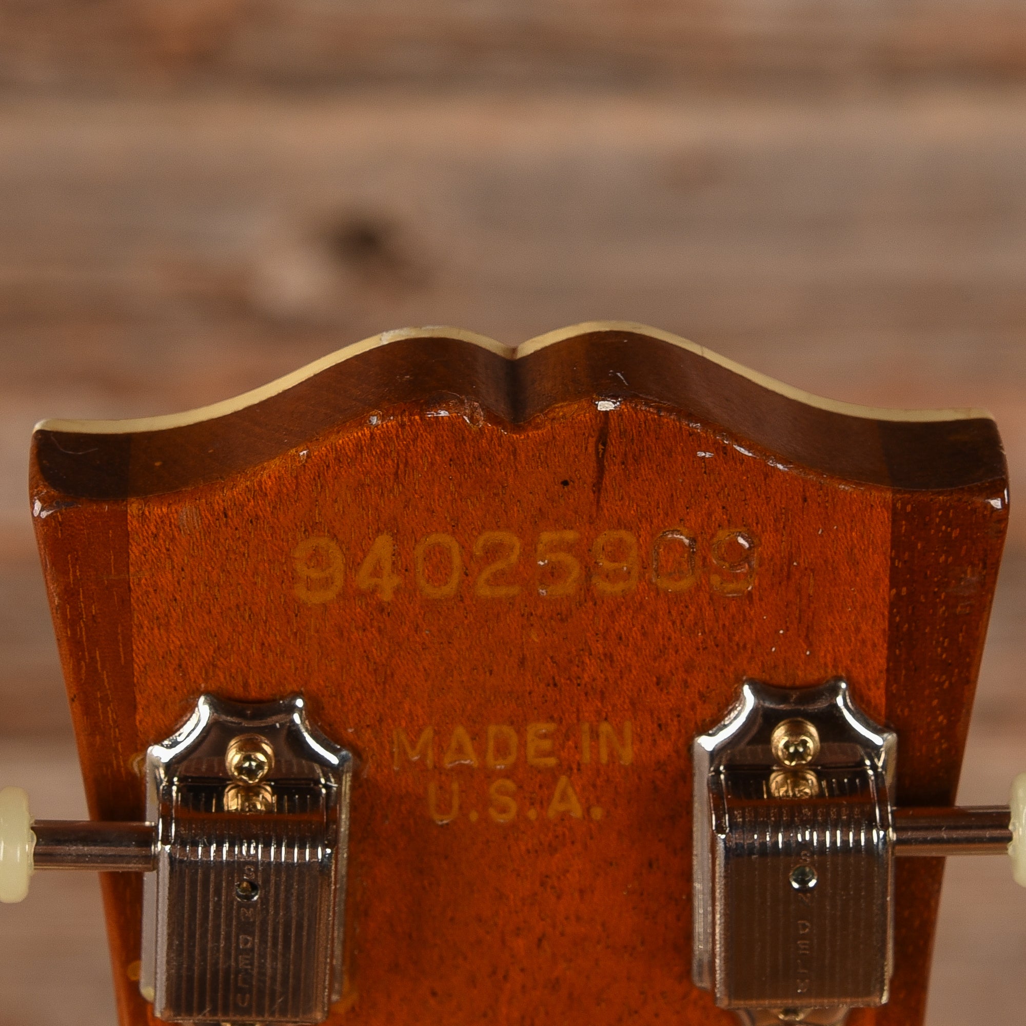 Gibson Nighthawk Custom CST3 Amber 1995