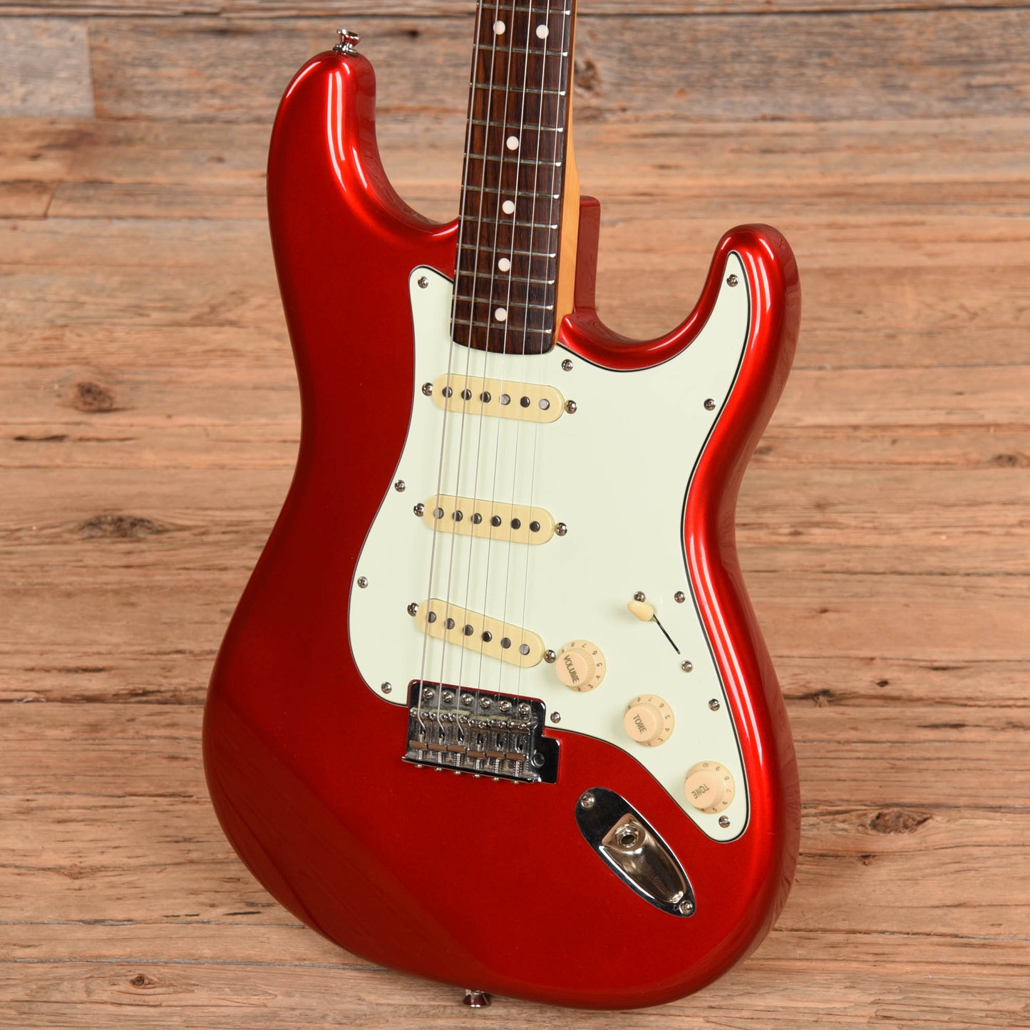 Squier Classic Vibe Stratocaster 60's Candy Apple Red 2009