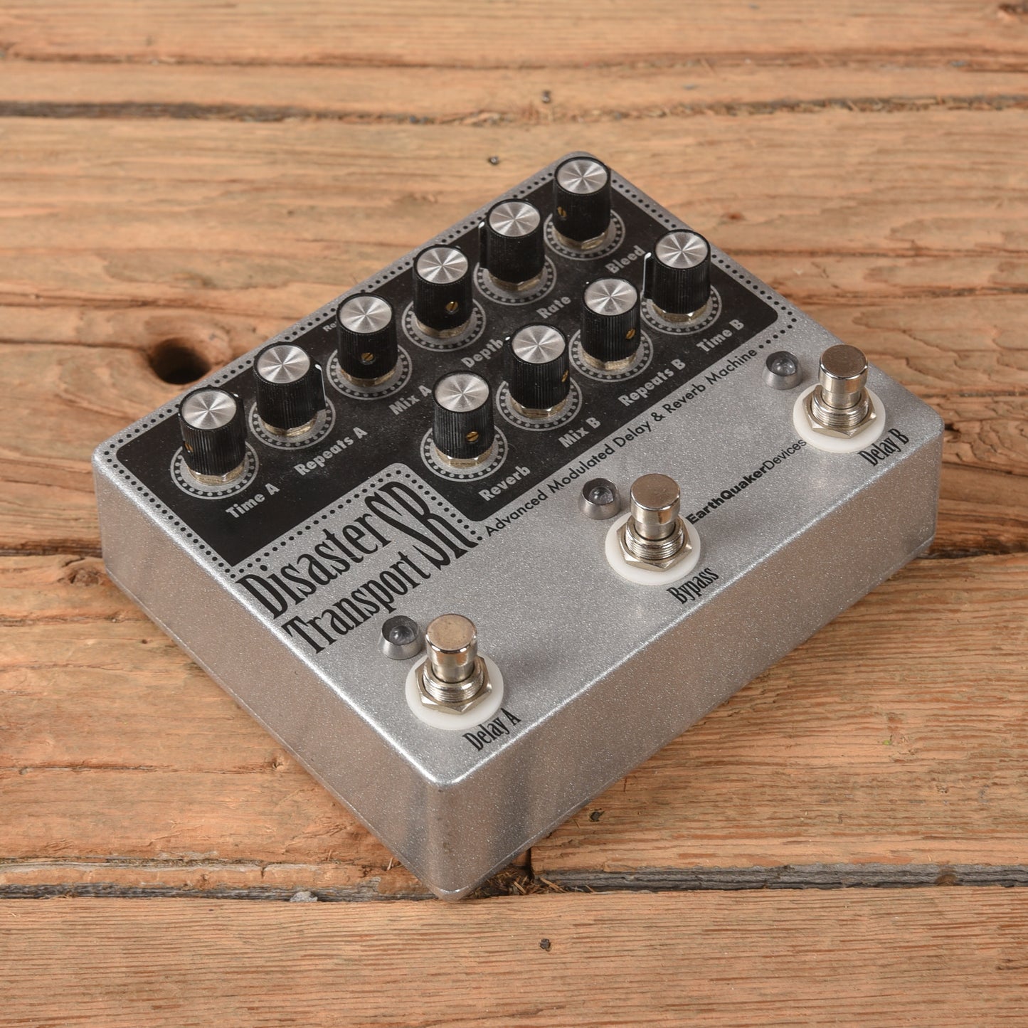 Earthquaker Devices Disaster Transport SR Advanced Modulated Delay & Reverb Machine