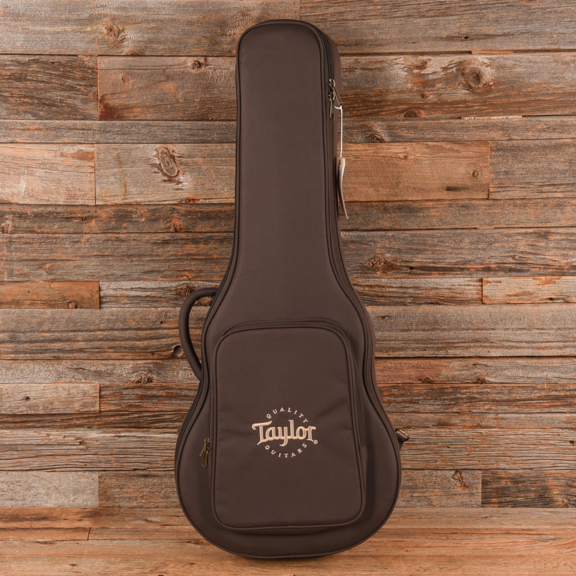 Taylor AD21e Grand Theater Mahogany/Sapele Shaded Edgeburst 2023