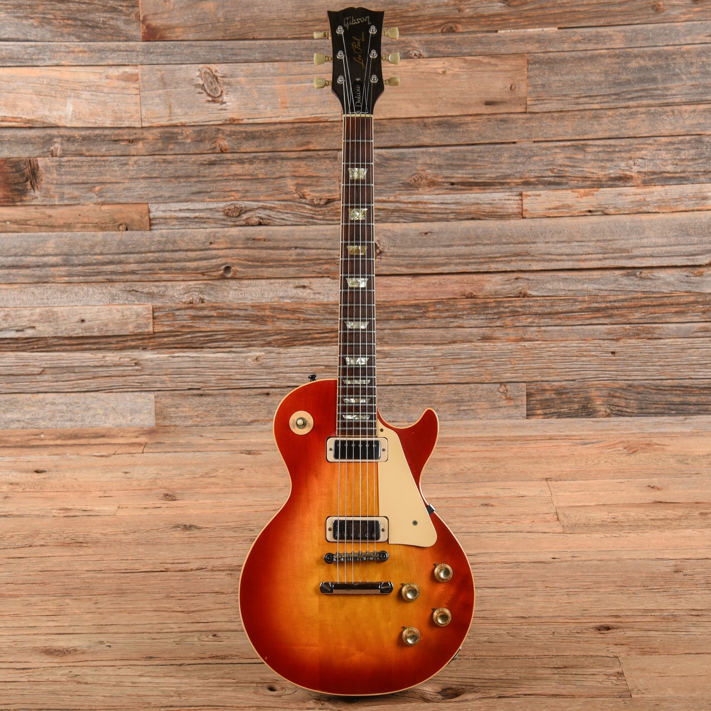 Gibson Les Paul Deluxe Cherry Sunburst 1974