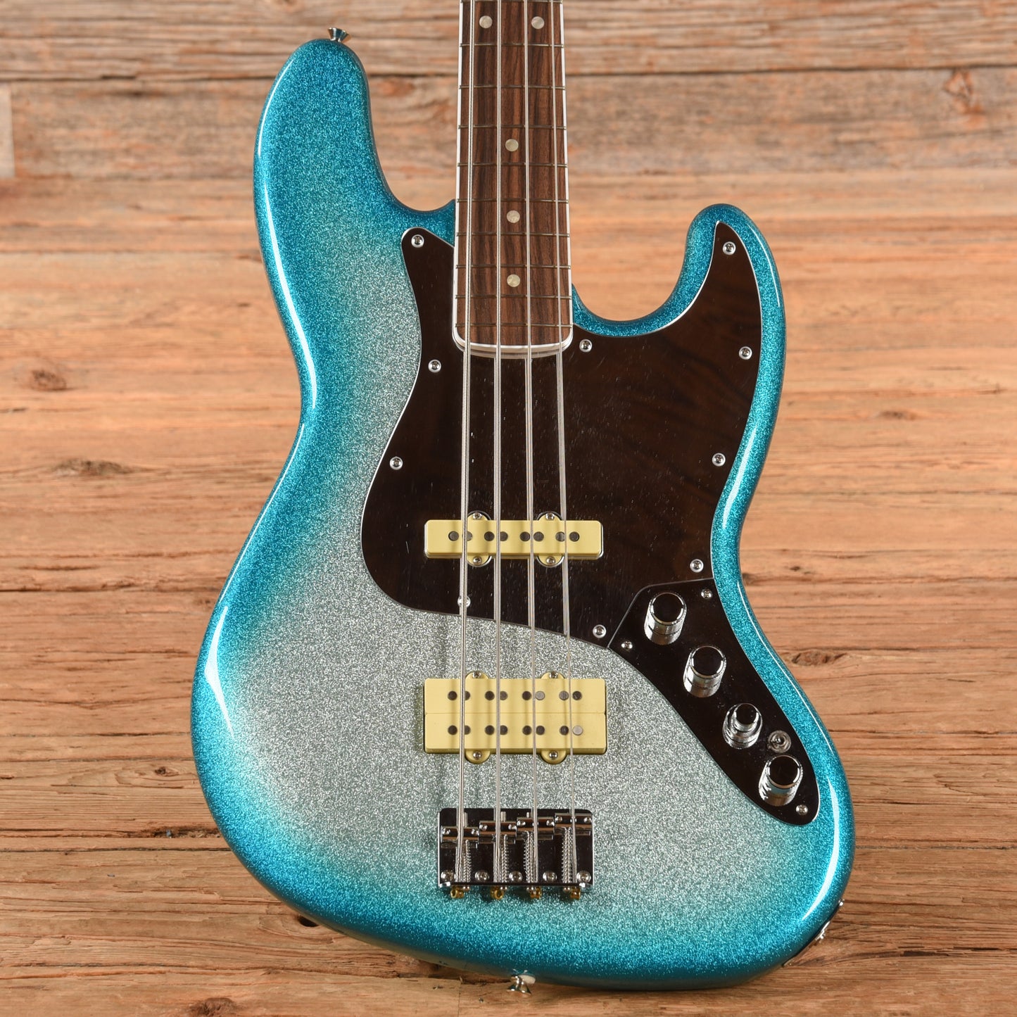 Fender Artist Series Blu DeTiger Player Plus Jazz Bass Sky Burst Sparkle 2024
