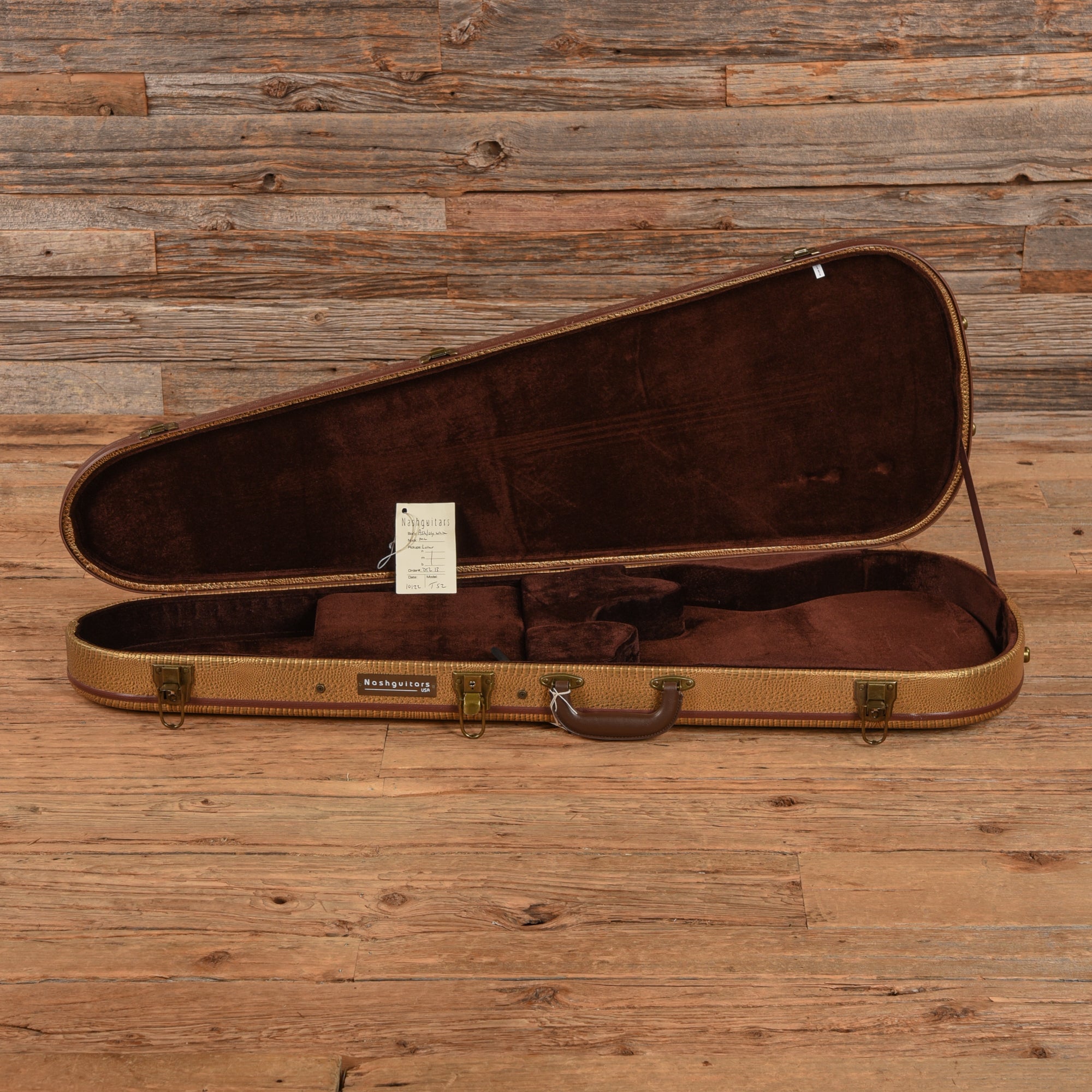 Nash T-52 White 2022