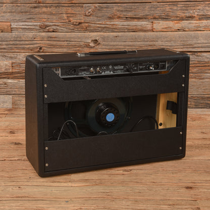 Fender Tone Master Deluxe Reverb 2-Channel 22-Watt 1x12" Guitar Combo