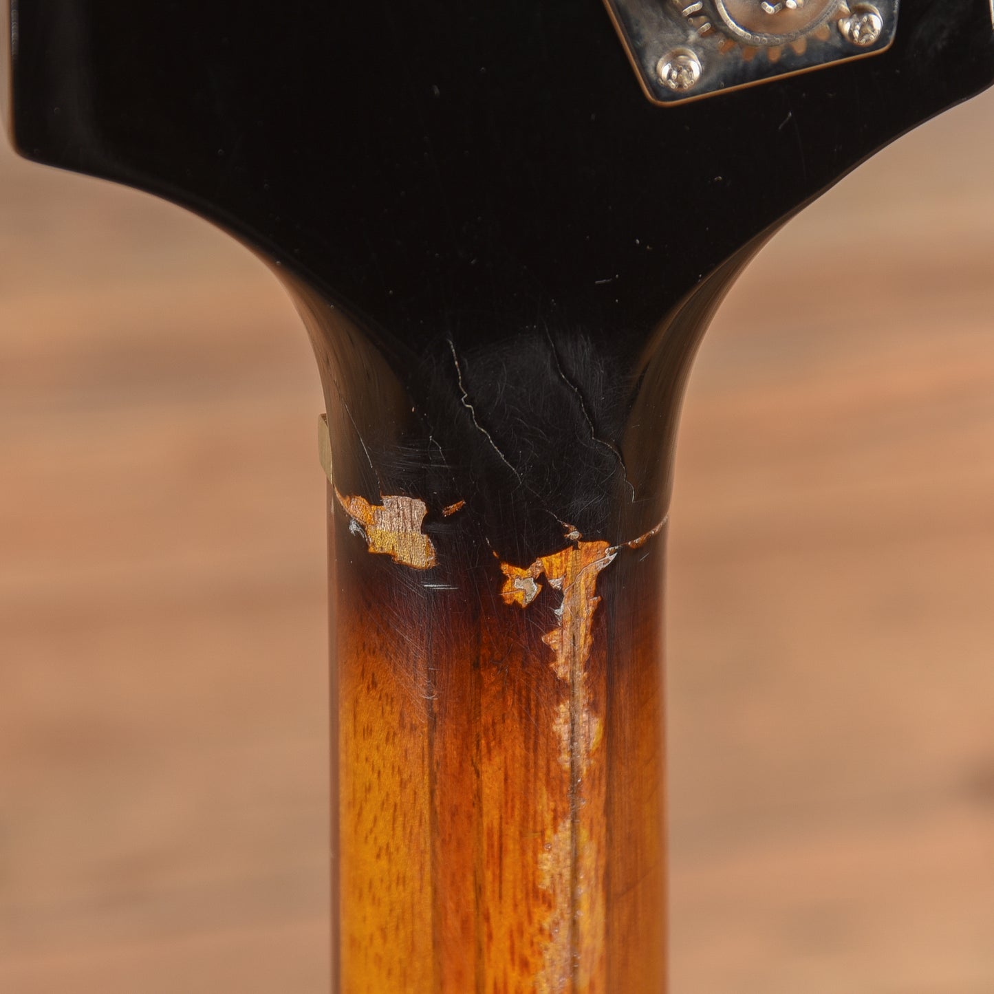 Epiphone Thunderbird 60s Sunburst 2022