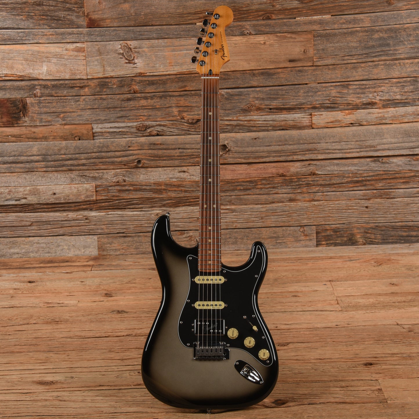 Fender Player Plus Stratocaster HSS Silverburst 2021